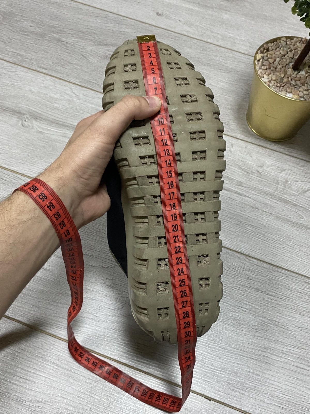Prada Prada rare archive vintage sneakers Size US 10.5 / EU 43-44 - 17 Thumbnail