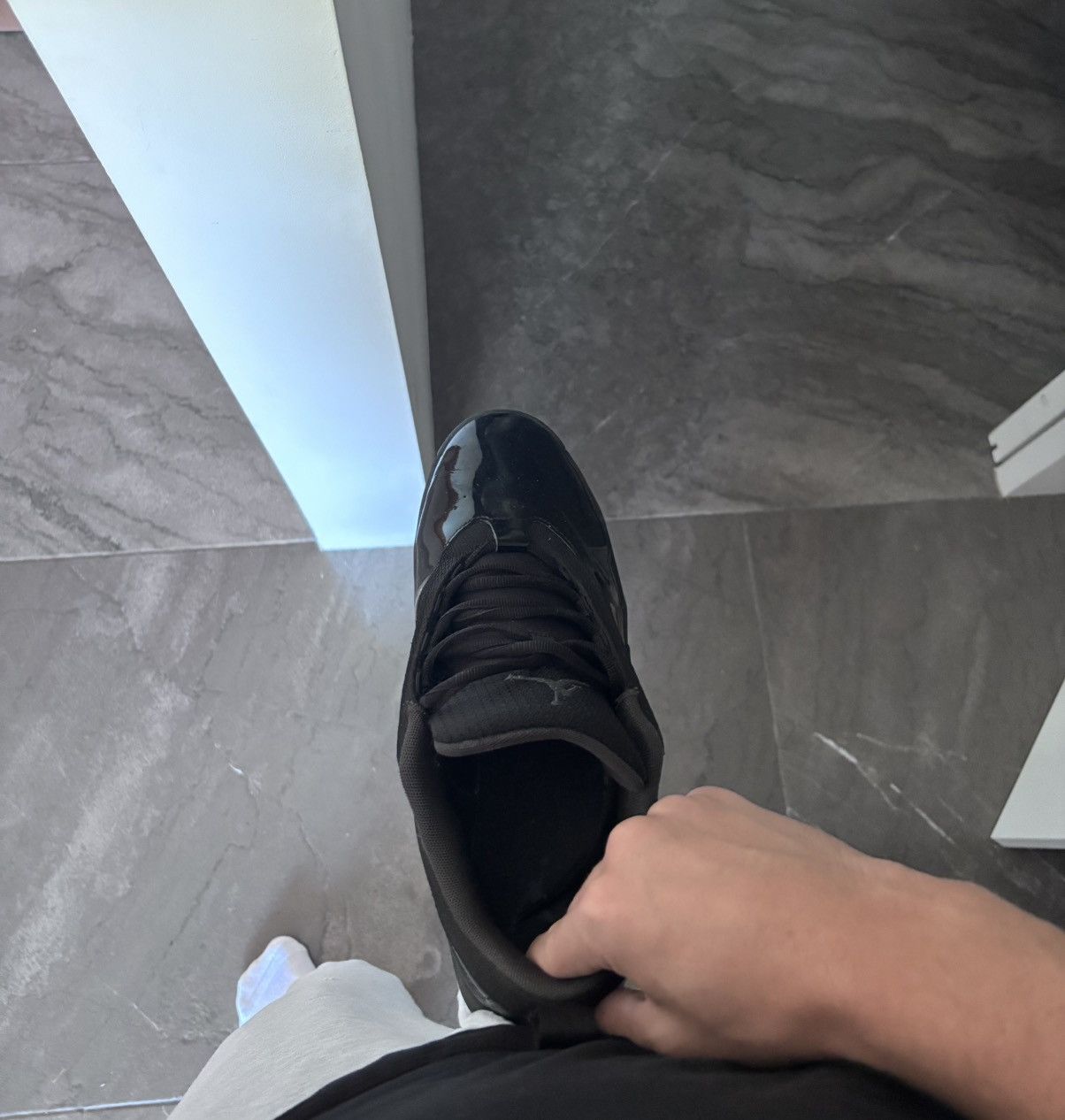 Jordan Brand Jordan max aura 6 Size US 9.5 / EU 42-43 - 1 Thumbnail