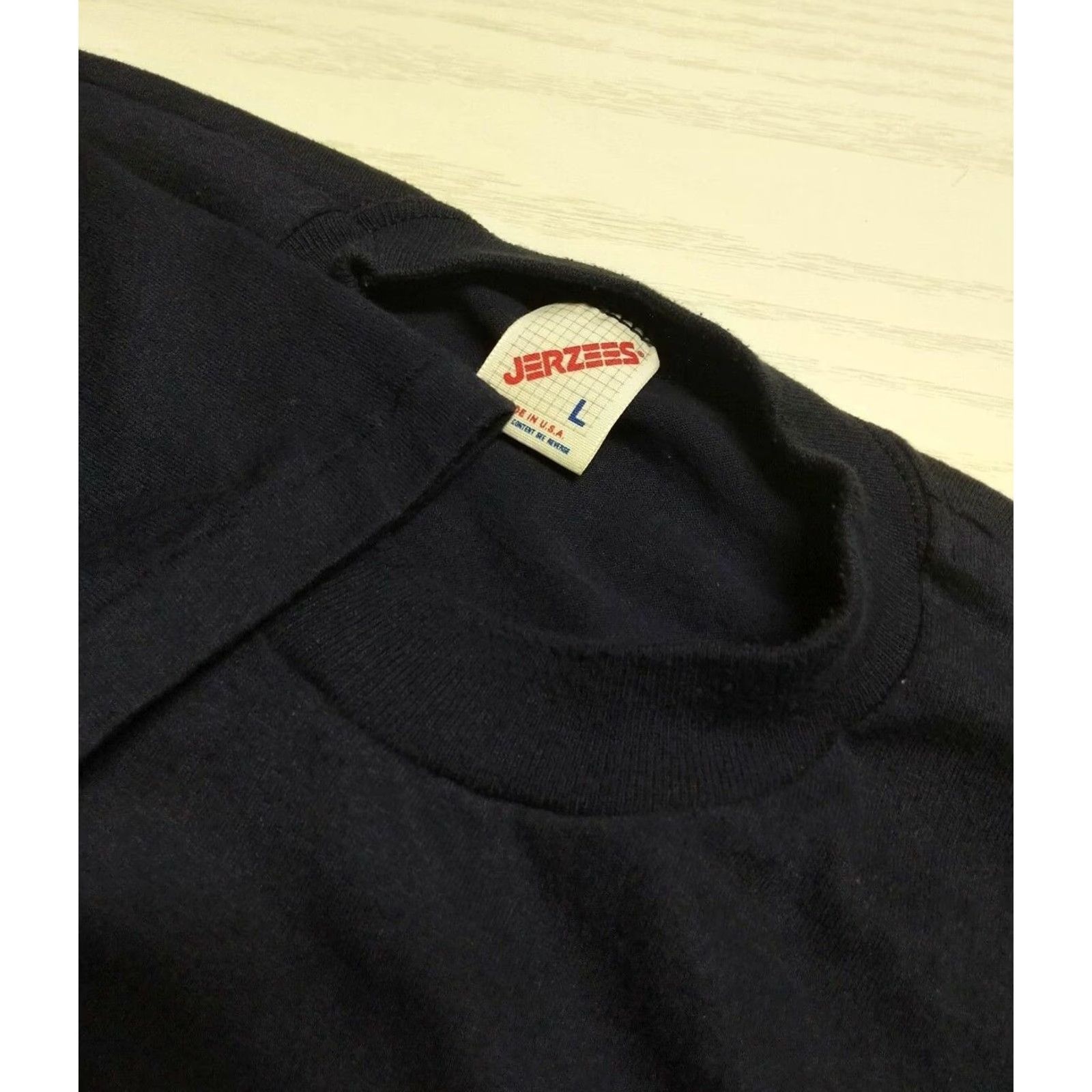 Jerzees VINTAGE Appomattox Virginia Single Stitch T-Shirt USA Made Jerzees EUC Navy 1990s Graphic Tee Unisex Adults L Blue Mens Womens Boys Girls Size US L / EU 52-54 / 3 - 4 Thumbnail