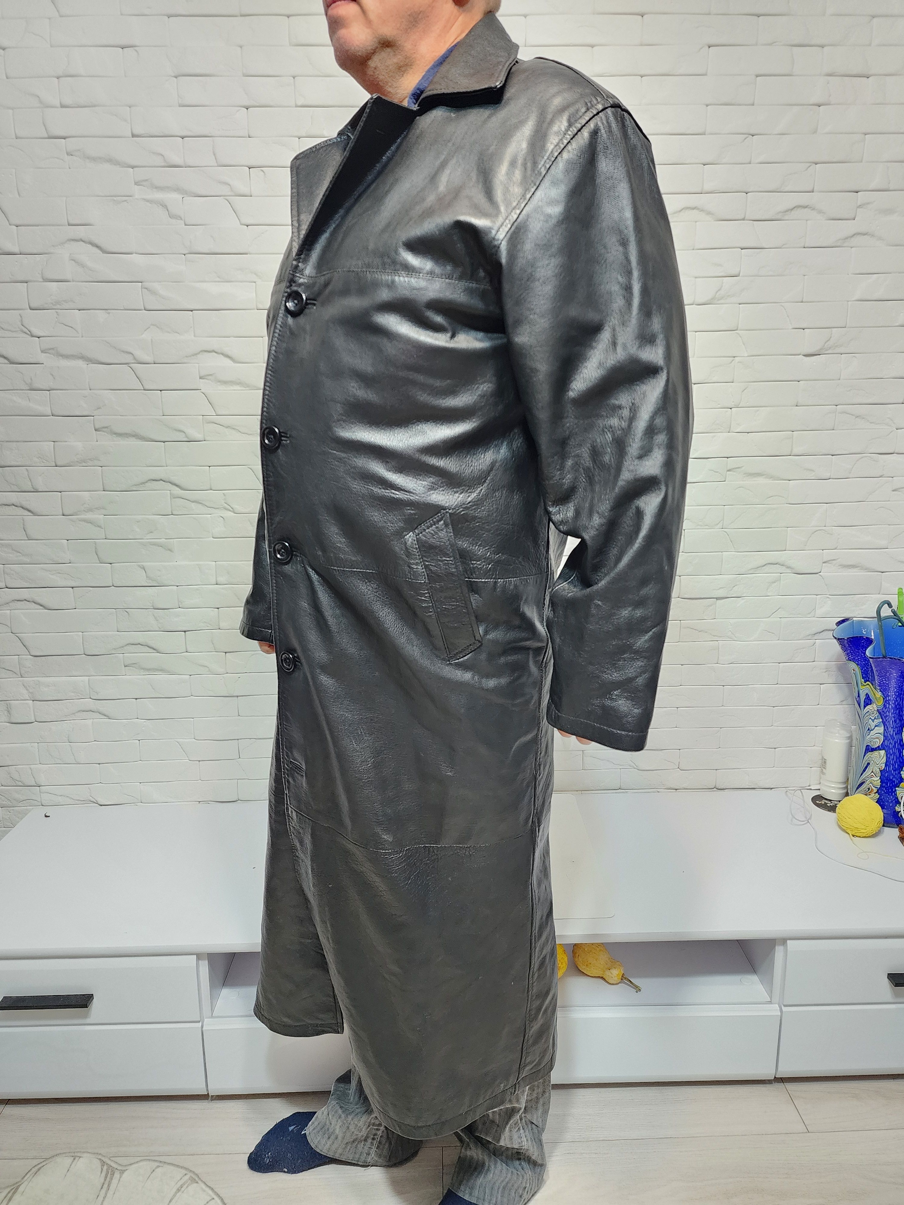 Genuine Leather Black Leather Long Coat: Chic Raincoat Size US L / EU 52-54 / 3 - 4 Thumbnail