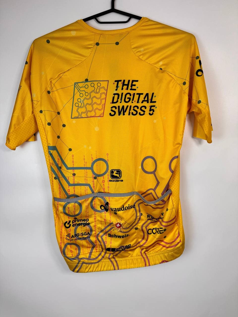Giordano GIORDANA THE DIGITAL SWISS 5 CYCLING JERSEY YELLOW SIZE M Size US M / EU 48-50 / 2 - 5 Thumbnail