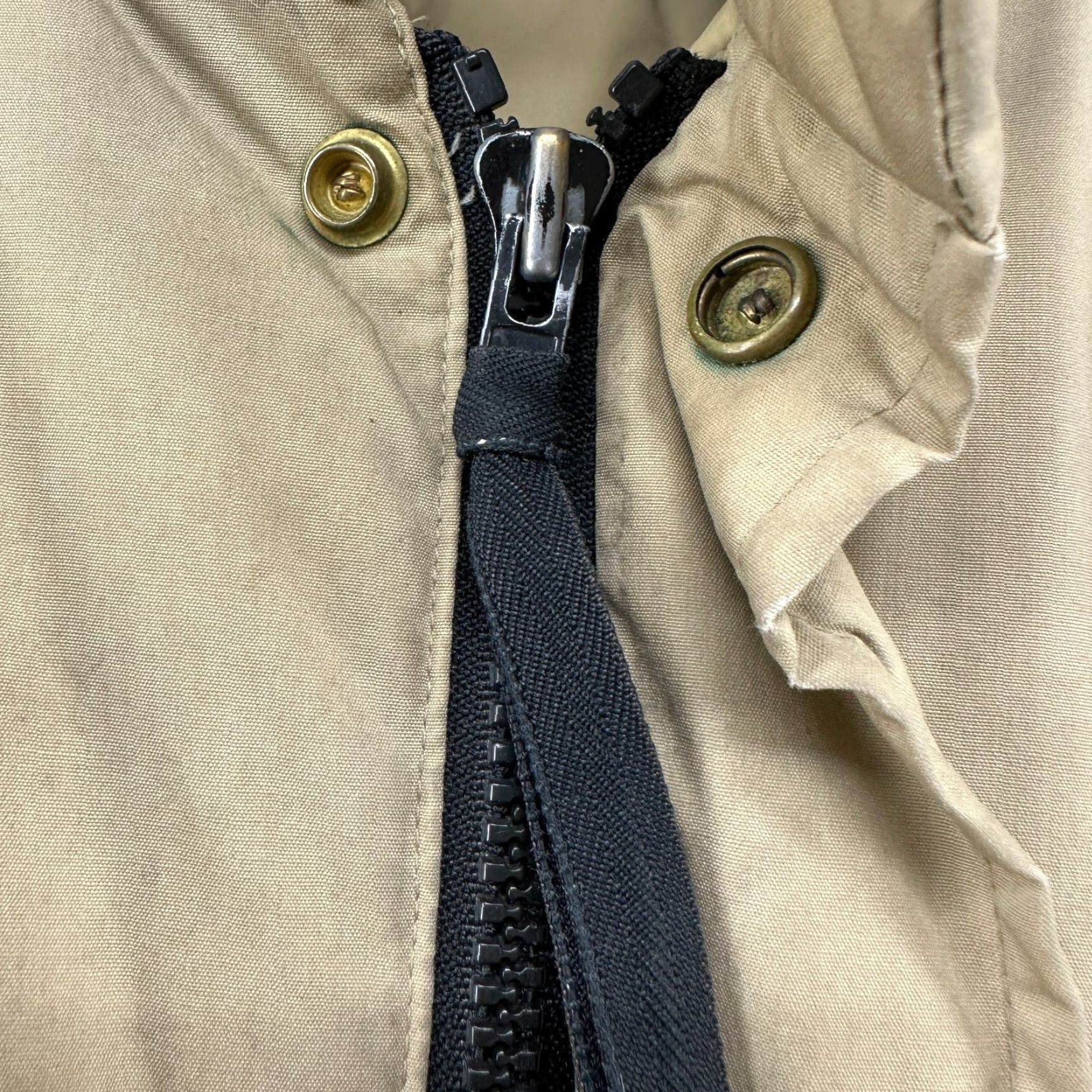 Eddie Bauer VINTAGE Eddie Bauer Jacket Mens XL Beige Puffer Goose Down Hooded Parka 80s 90s Down Jacket Parka Mens XL Beige Hooded Size US XL / EU 56 / 4 - 4 Thumbnail