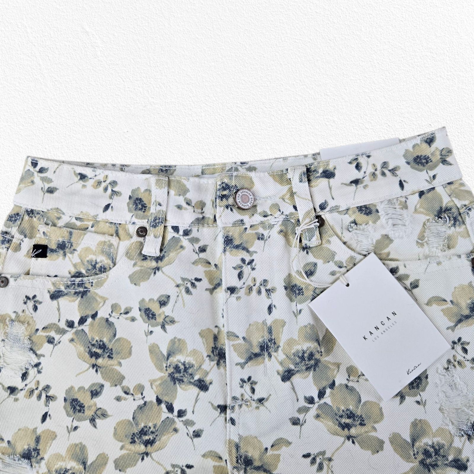 Other White Floral High Rise Distressed Denim Shorts Size Small Size 26" / US 2 / IT 38 - 3 Thumbnail