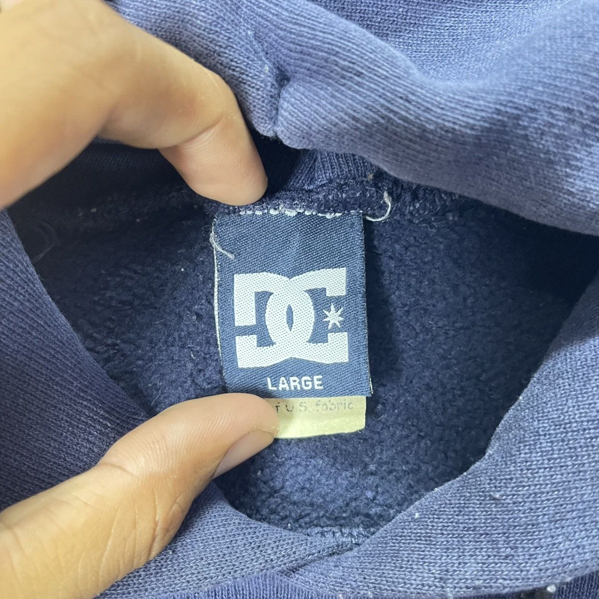 DC Vintage DC Shoes Co USA Hoodie Faded Blue Logo Skate Size US L / EU 52-54 / 3 - 10 Thumbnail