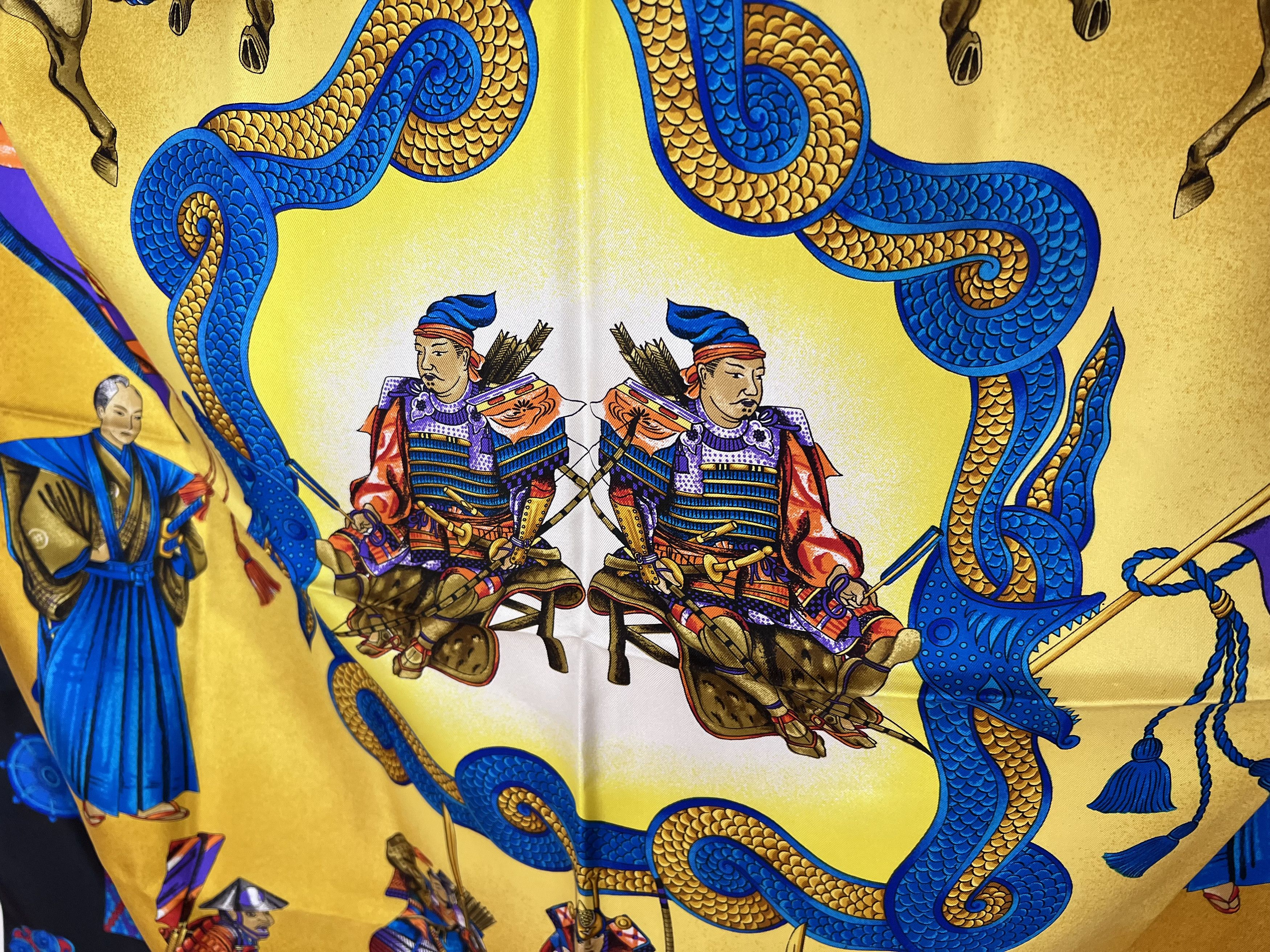 Versace VERSACE SILK SCARF JAPAN STYLE SAMURAY PRINT VINTAGE Size ONE SIZE - 2 Thumbnail