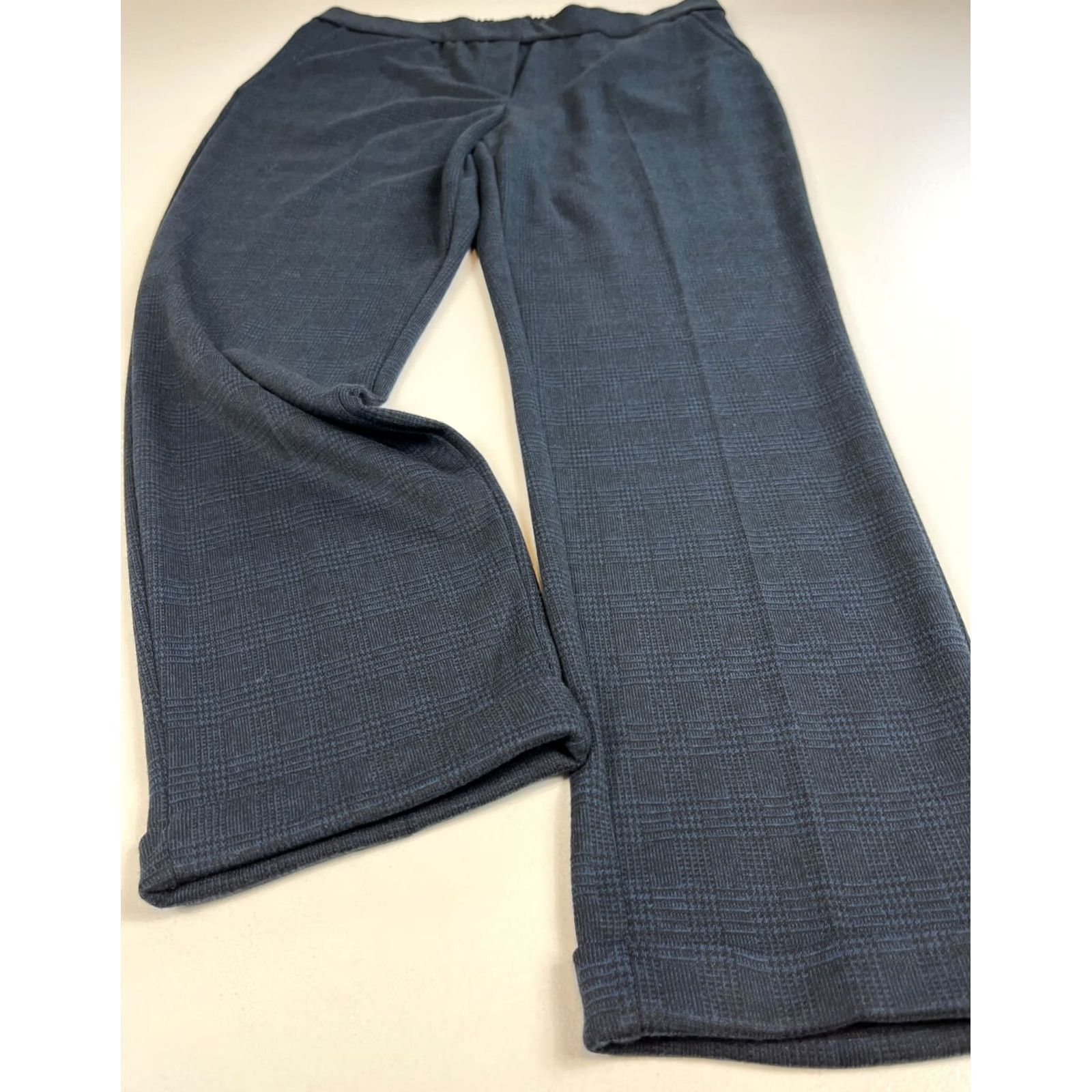 Vintage Jake*s Women’s Check Pants NWT Navy 40 Regular Elastic Pleated Straight Waist Pockets Stretch Modern Business Casual Travel Mens Womens Girls Boys Size 27" / US 4 / IT 40 - 5 Thumbnail