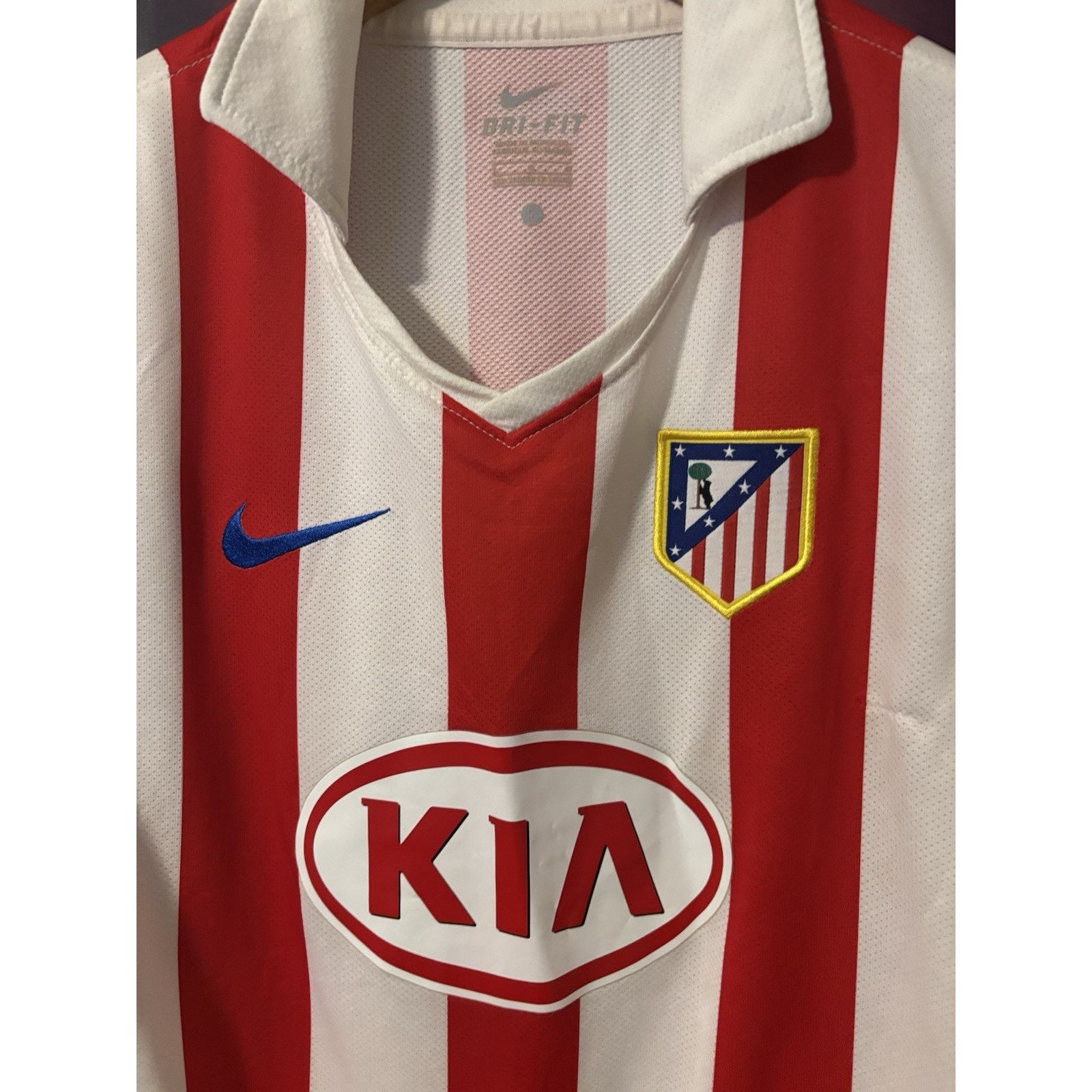 Nike OFFICIAL CLUB ATLETICO DE MADRID 2010-11 NIKE FOOTBALL L Size US L / EU 52-54 / 3 - 8 Thumbnail
