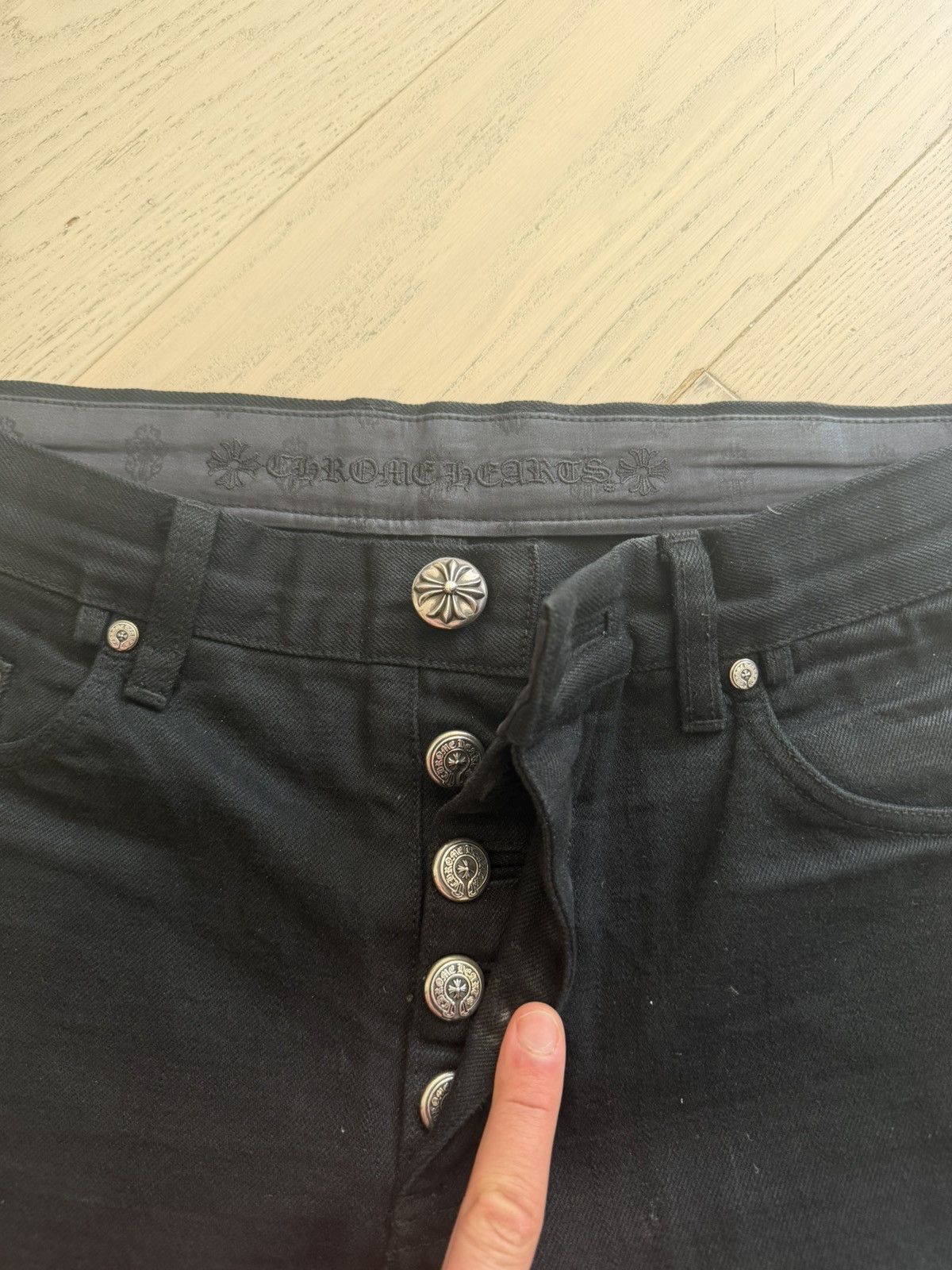 Chrome Hearts Chrome hearts le fleur knee Size US 33 - 2 Thumbnail