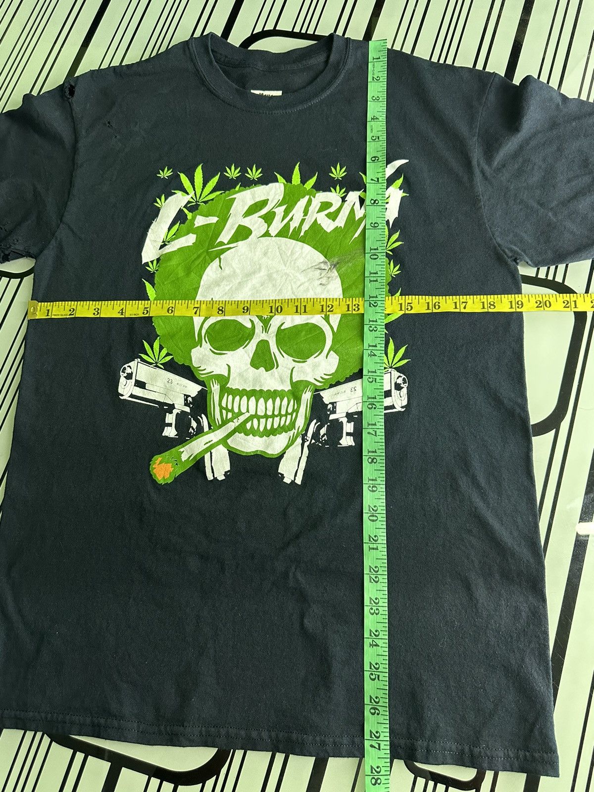 Japanese Brand L-Burna Skull Shot Pistol 23 Austria Shirt Tee Size US M / EU 48-50 / 2 - 15 Thumbnail