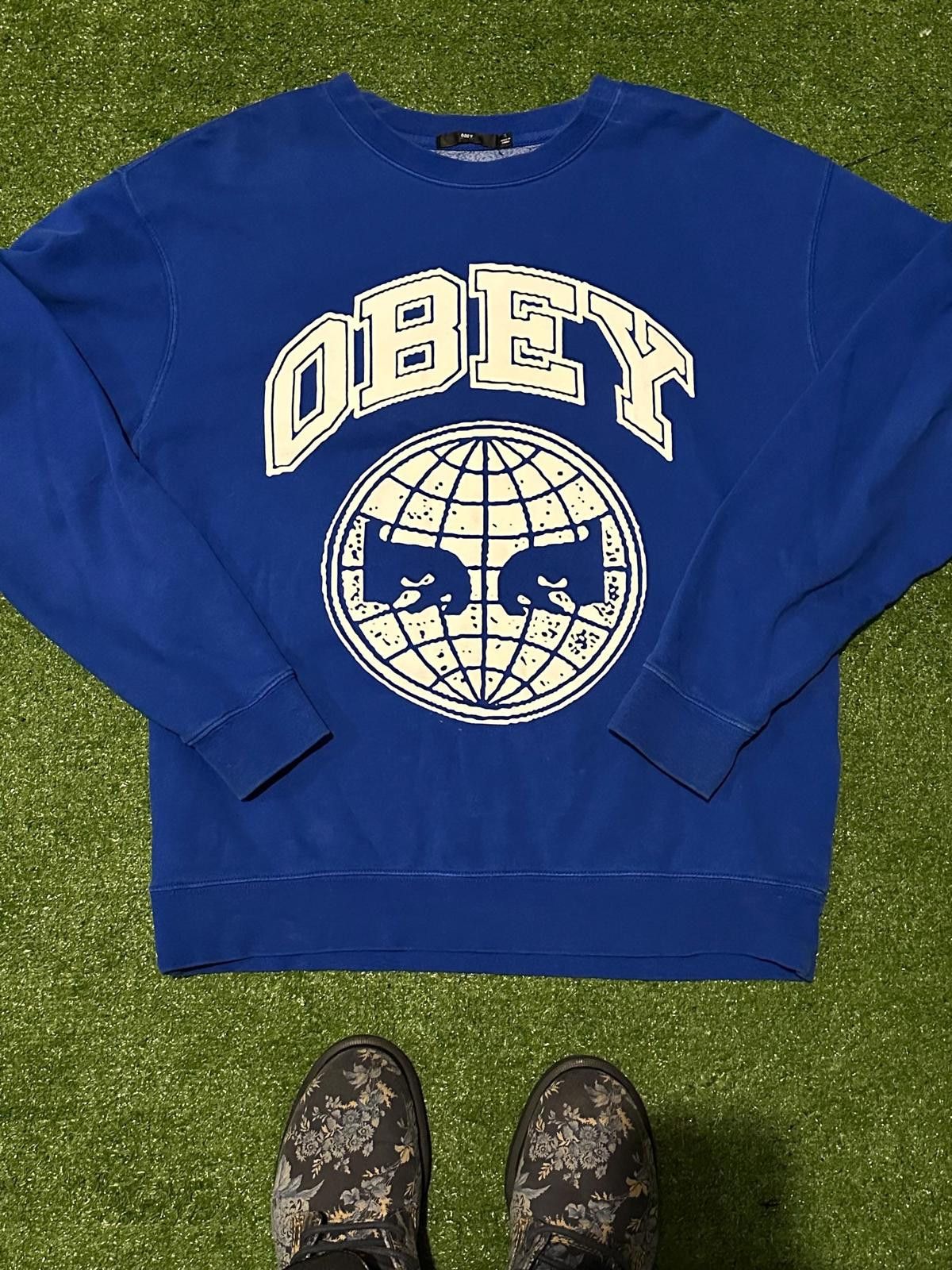 Obey Obey Blue Graphic Sweatshirt Size ONE SIZE - 1 Thumbnail