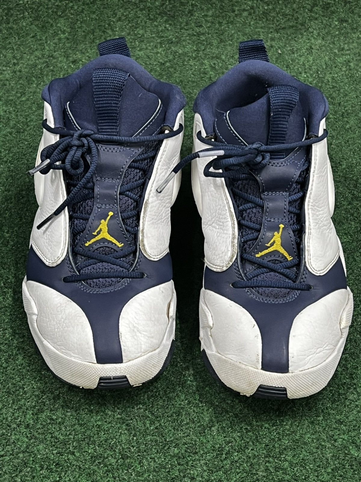 Jordan Brand Jordan Jumpman Retro Quick 23 Size US 8 / EU 41 - 2 Thumbnail