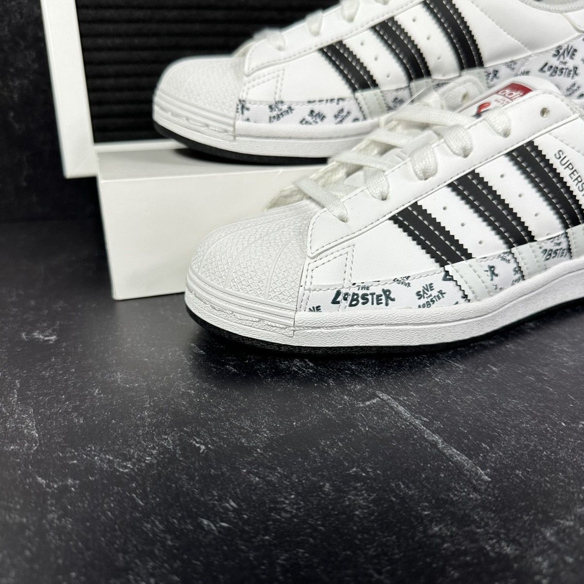 Adidas ADIDAS PHILIP COLBERT X SUPERSTAR SAVE THE LOBSTER WOMEN 7.5 Size US 7.5 / IT 37.5 - 5 Thumbnail