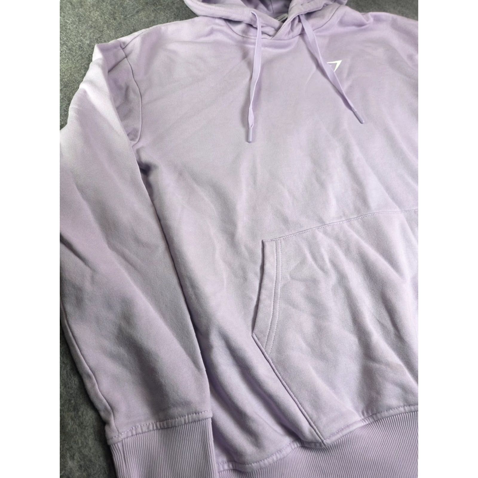 Gymshark VINTAGE: Gymshark Hoodie Womens XS Purple Pullover Kangaroo Pocket Lightweight Sweatshirt Size XS / US 0-2 / IT 36-38 - 2 Thumbnail