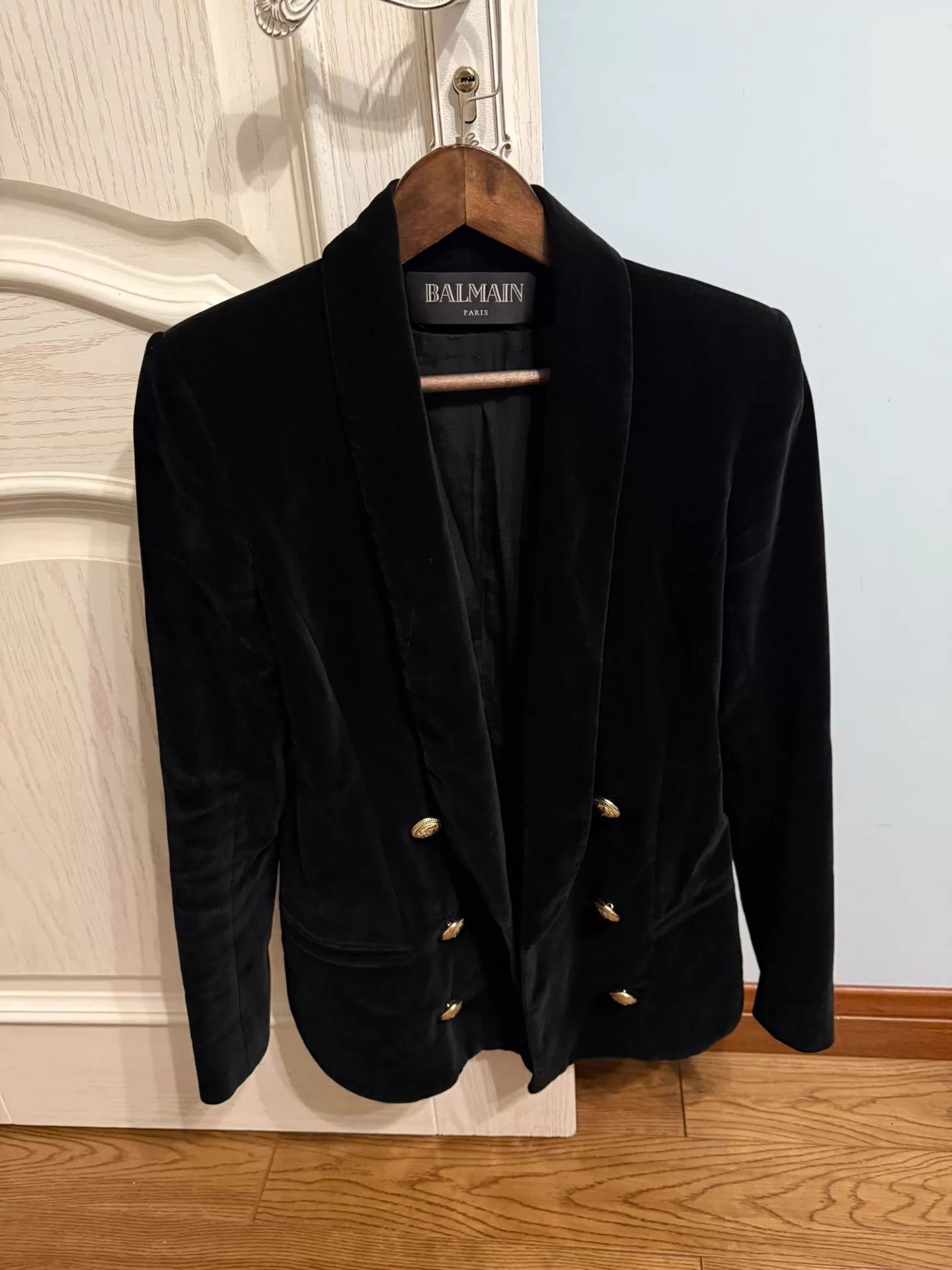 Balmain BALMAIN Black Velvet Blazer 95 New Size XS / US 0-2 / IT 36-38 - 1 Thumbnail