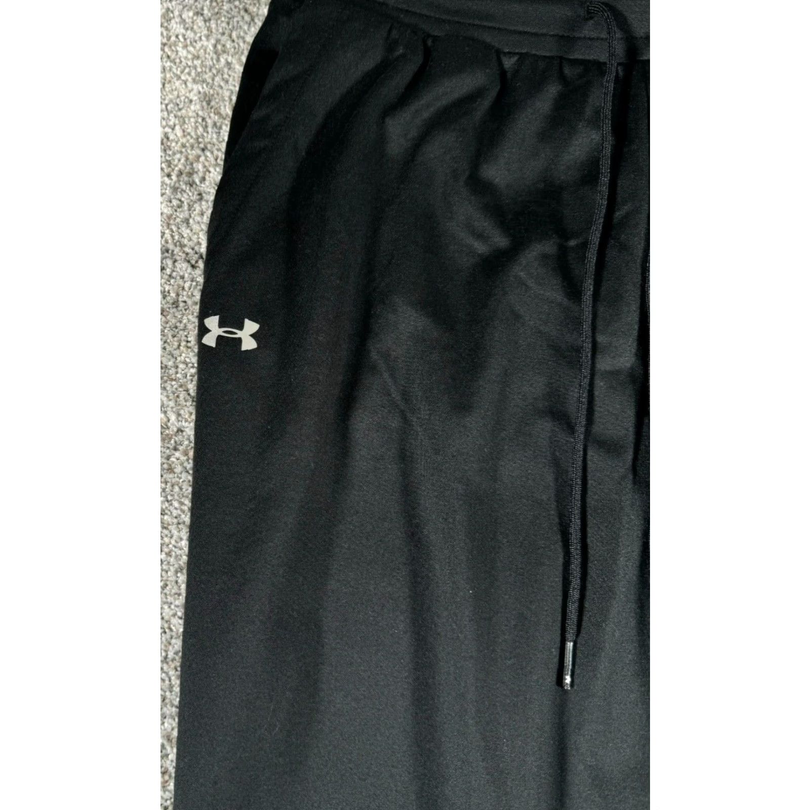 Under Armour Under Armour Wooster Track Pants Mens Small Pockets Cuffed Athletic Athleisure Black Polyester Blend Drawstring Pockets Athletic Mens S 28in Inseam Size US 29 - 3 Thumbnail