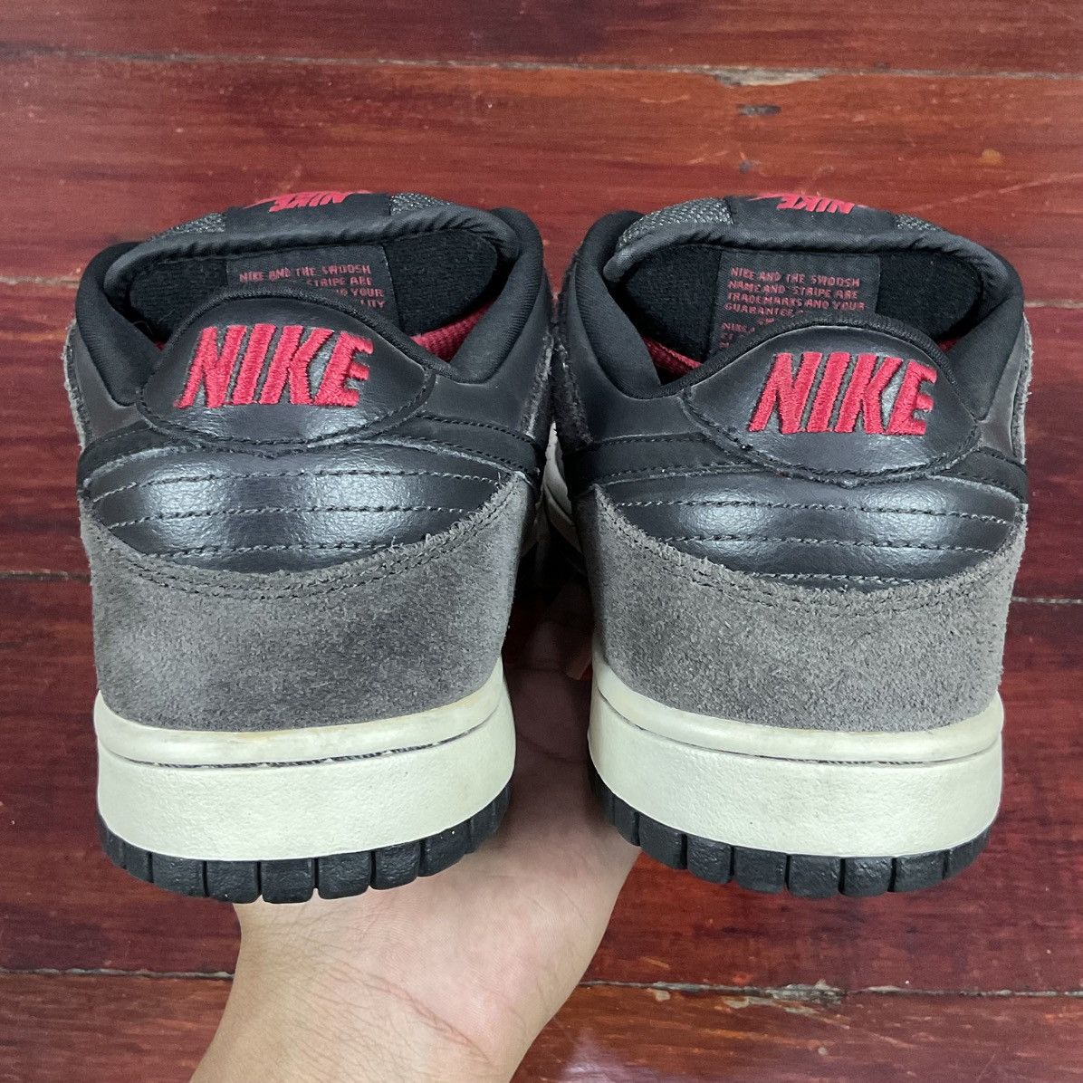 Nike SB Dunk Low Dark Charcoal Black 2010 Size US 8.5 / EU 41-42 - 12 Thumbnail