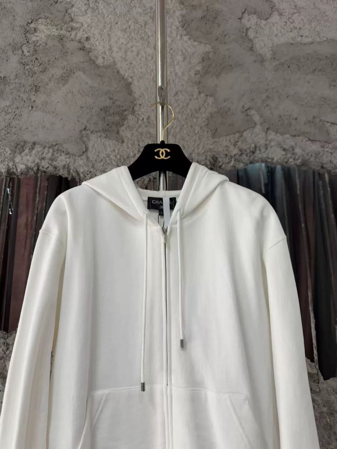 Chanel Chanel Coco Camellia Patch Zip Hoodie Size US S / EU 44-46 / 1 - 4 Thumbnail