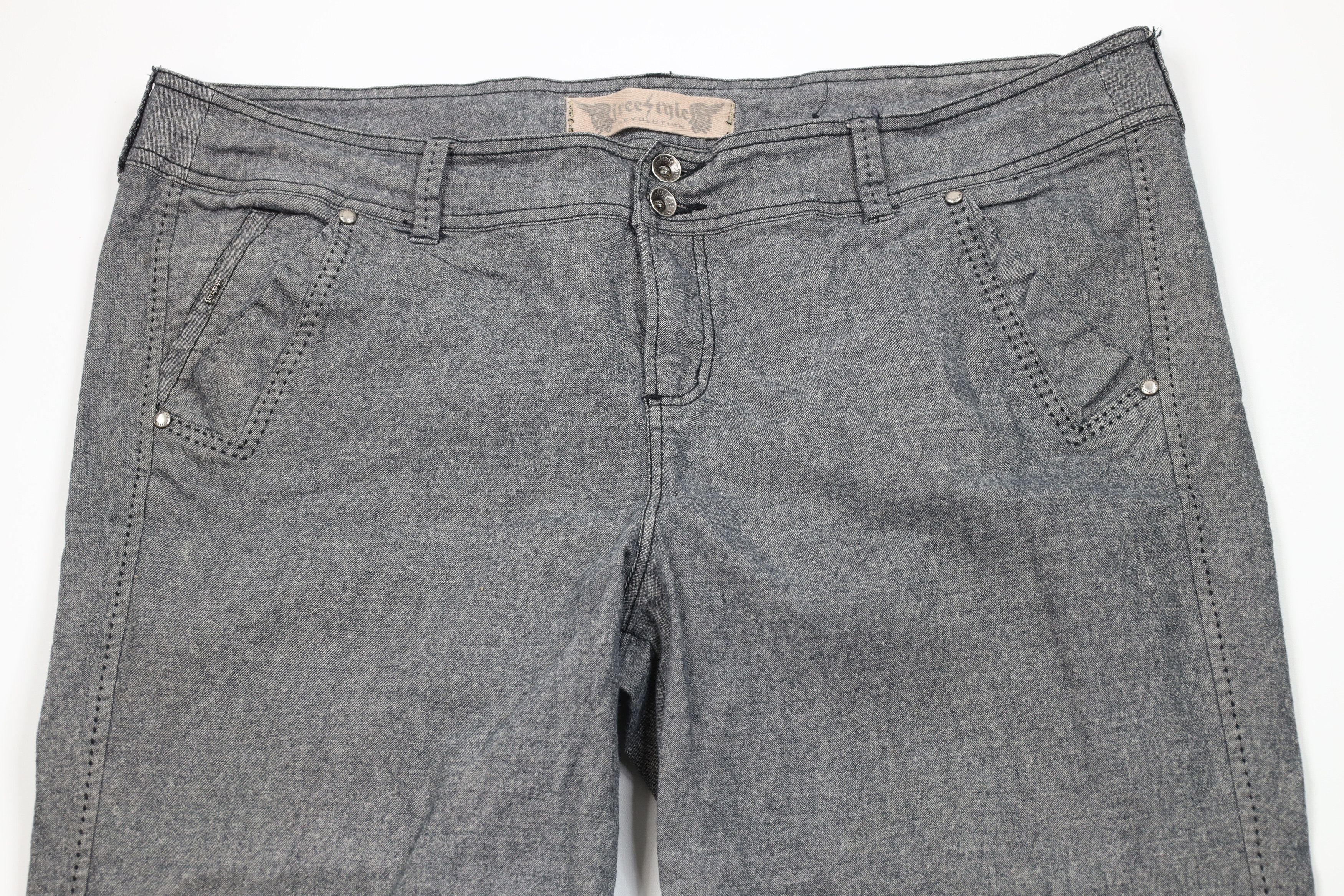 Vintage Vintage Y2K Babydoll Thick Stitch Stretch Bell Bottoms Jeans Size 24" / US 00 / IT 34 - 2 Thumbnail