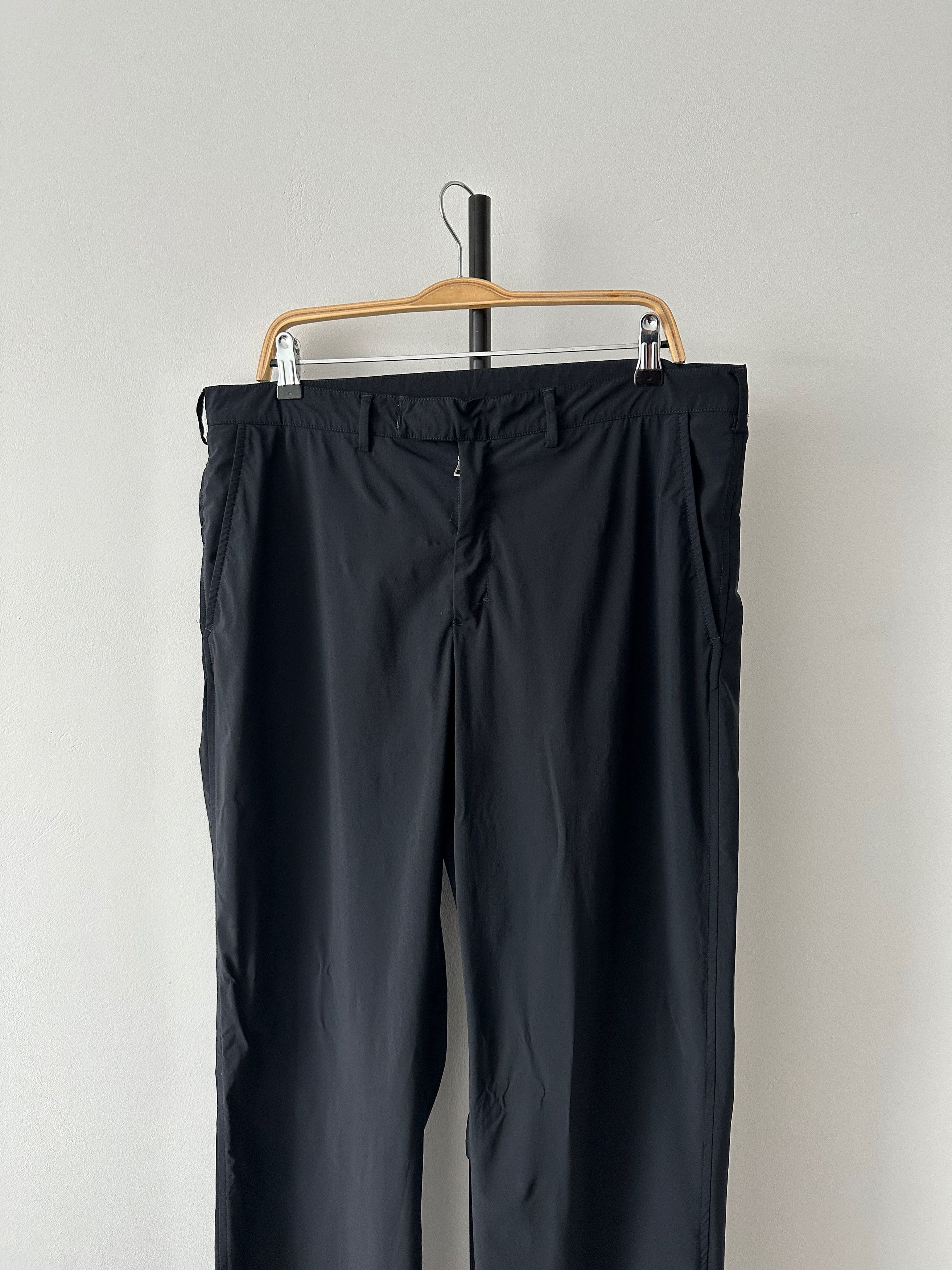 Prada Prada black stretch elastic stretch trousers pants Size US 36 / EU 52 - 2 Thumbnail
