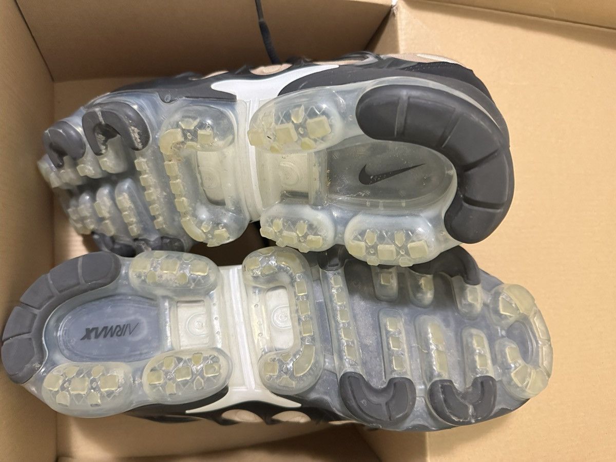 Nike NIKE AIR VAPORMAX PLUS RATTAN / WHITE Size US 11 / EU 44 - 3 Thumbnail