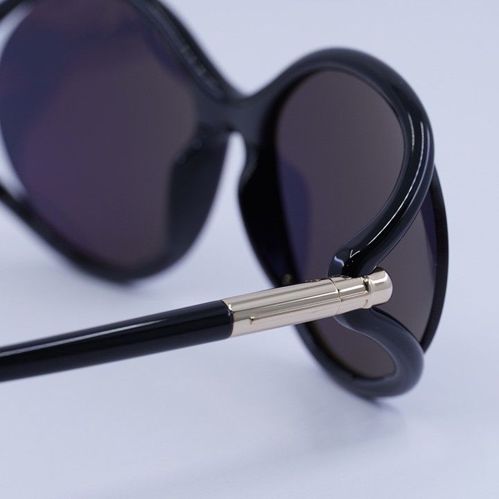 Tom Ford Tom Ford Melody FT1090 01A Sunglasses Shiny Black Geometric Size ONE SIZE - 4 Thumbnail