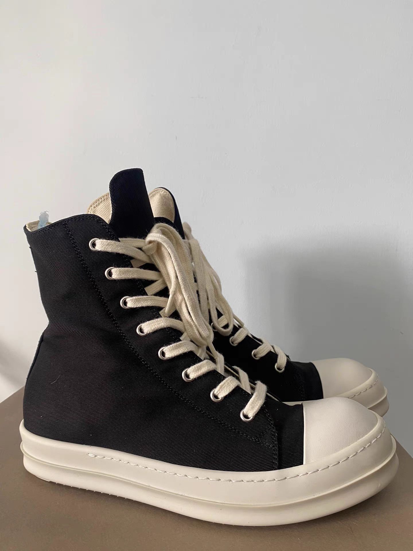 Rick Owens Rick Owens DRKSHDW satin low-top sneakers Size US 6.5 / EU 39-40 - 2 Thumbnail