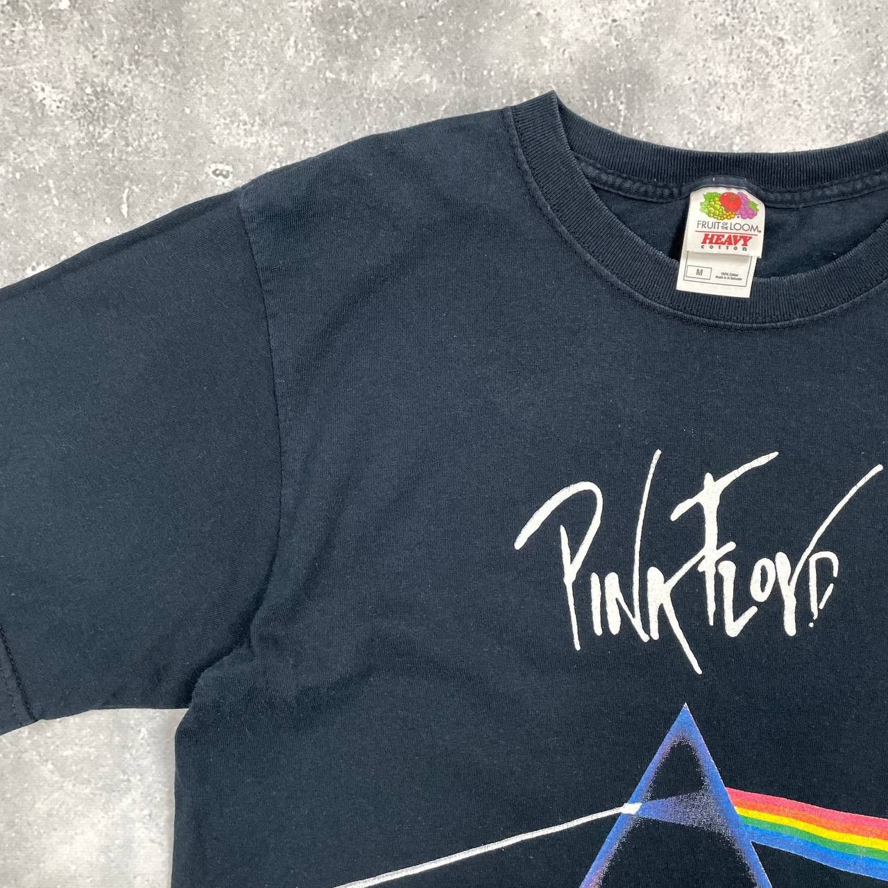 Pink Floyd Vintage 2000s Pink Floyd The Dark Side of the Moon T Shirt M Size US M / EU 48-50 / 2 - 7 Thumbnail