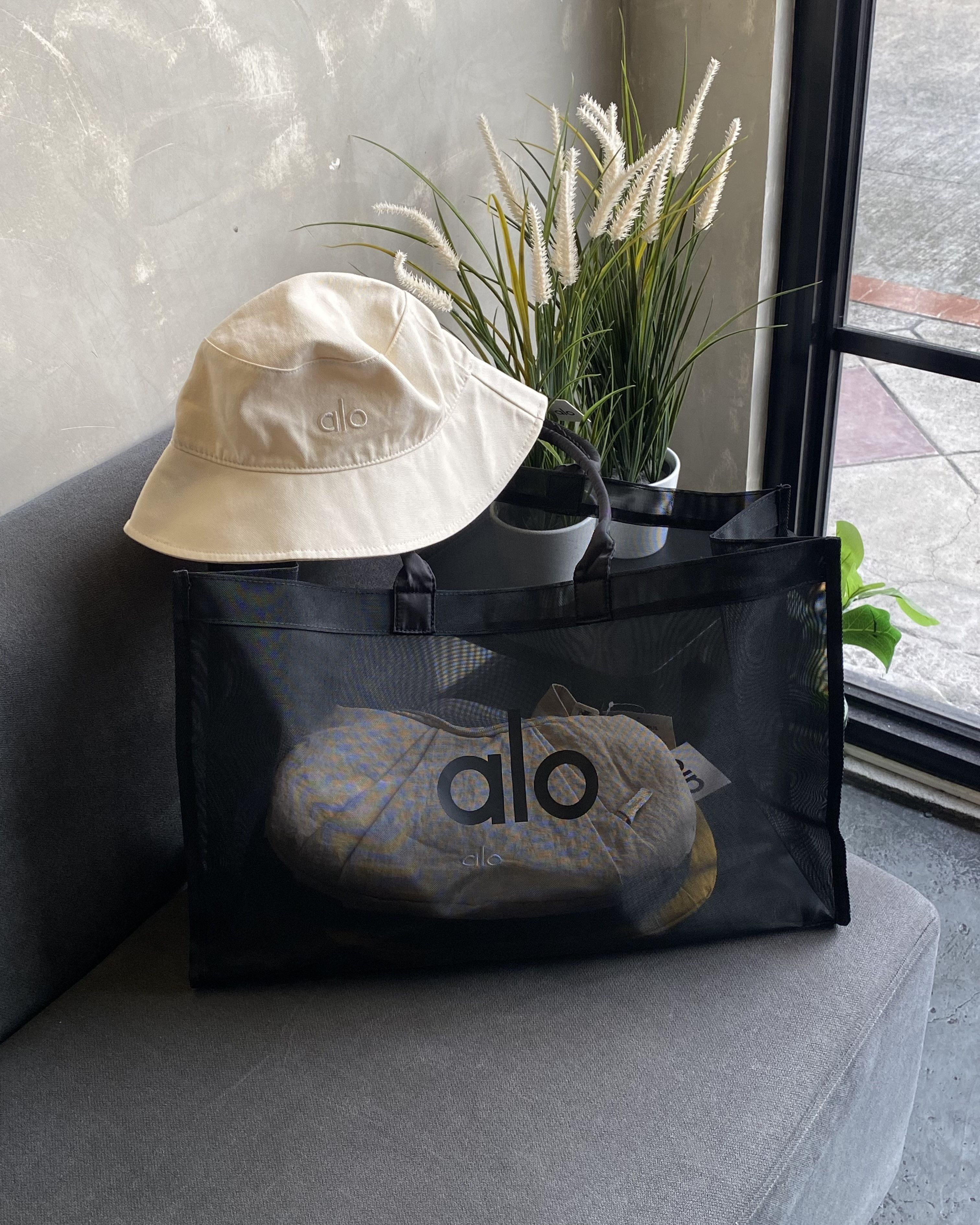 Alo Yoga Alo yoga sheer bag Size ONE SIZE - 3 Thumbnail