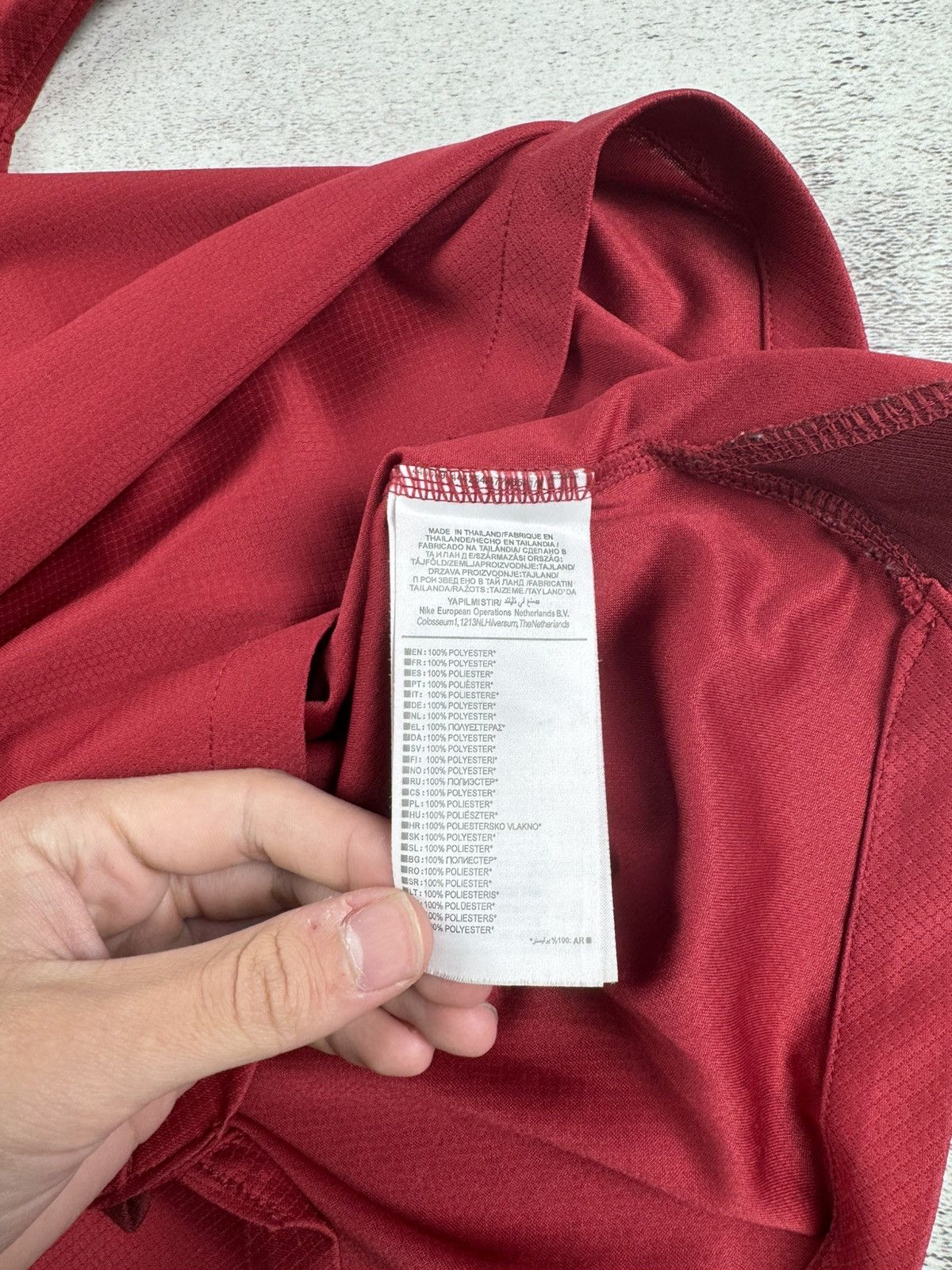 Nike LIVERPOOL 2022/2023 Red Nike Bloke core Soccer Football Fan T Shirt Jersey Kit Size US XXL / EU 58 / 5 - 11 Thumbnail