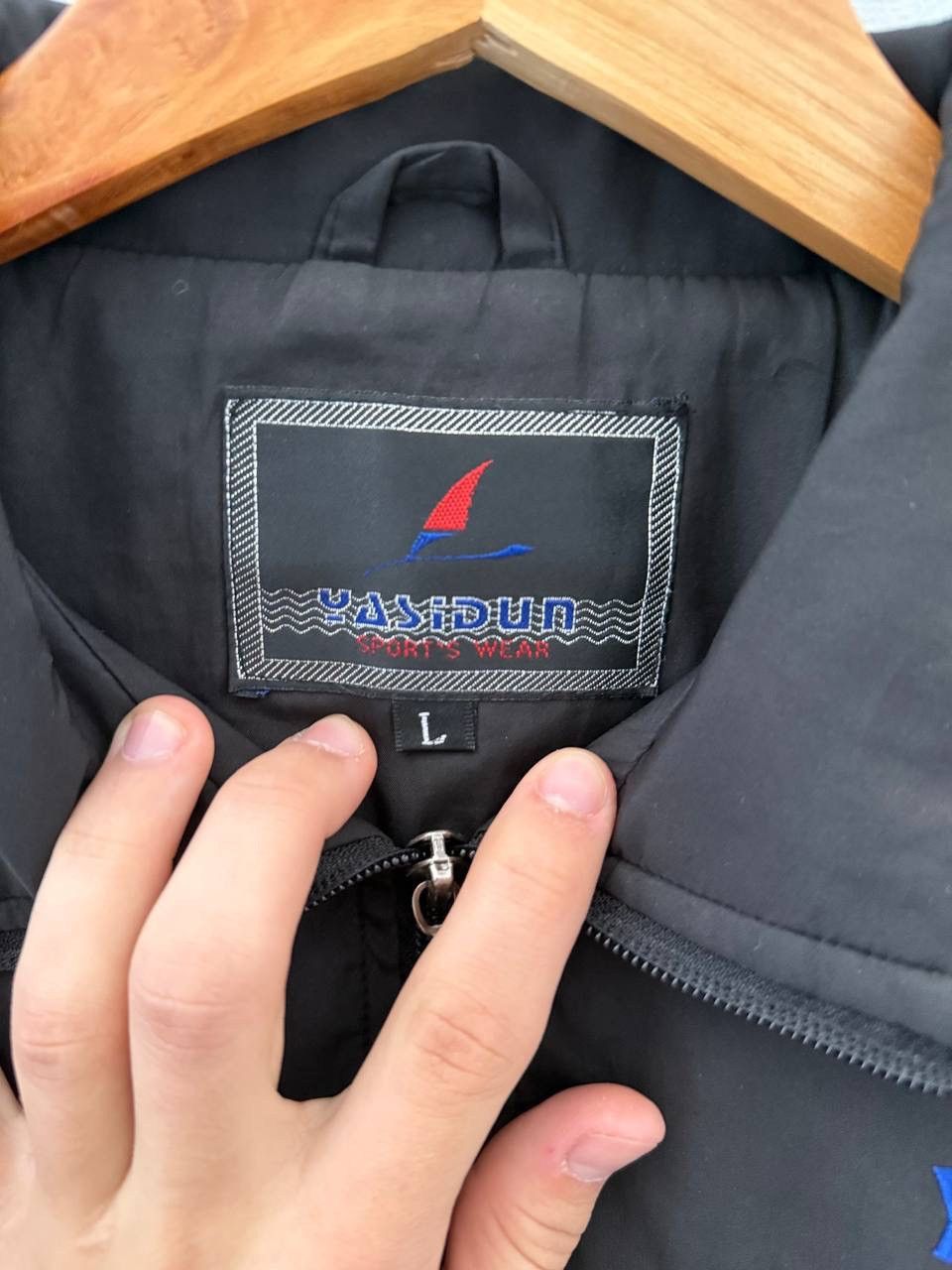 Chase Authentics × NASCAR × Vintage DALE EARNHARDT SR. GOODWRENCH WINSTON CUP CHASE NASCAR Size US L / EU 52-54 / 3 - 6 Thumbnail