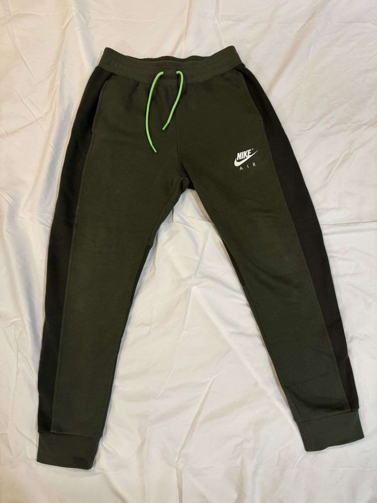 Nike Nike Green Tech Pants Size US 32 / EU 48 - 1 Thumbnail