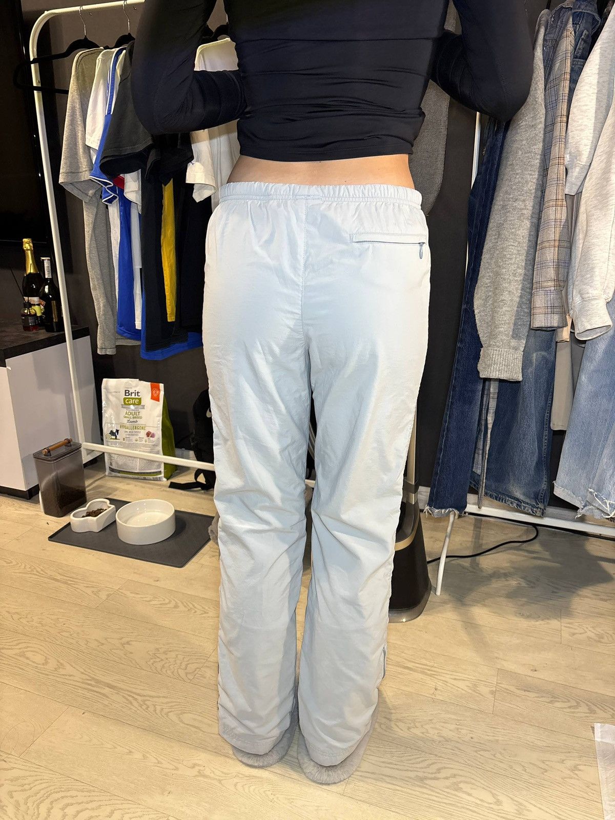 Nike Women’s Nike vintage nylon pants Size: M (8) Size 32" / US 10 / IT 46 - 6 Thumbnail