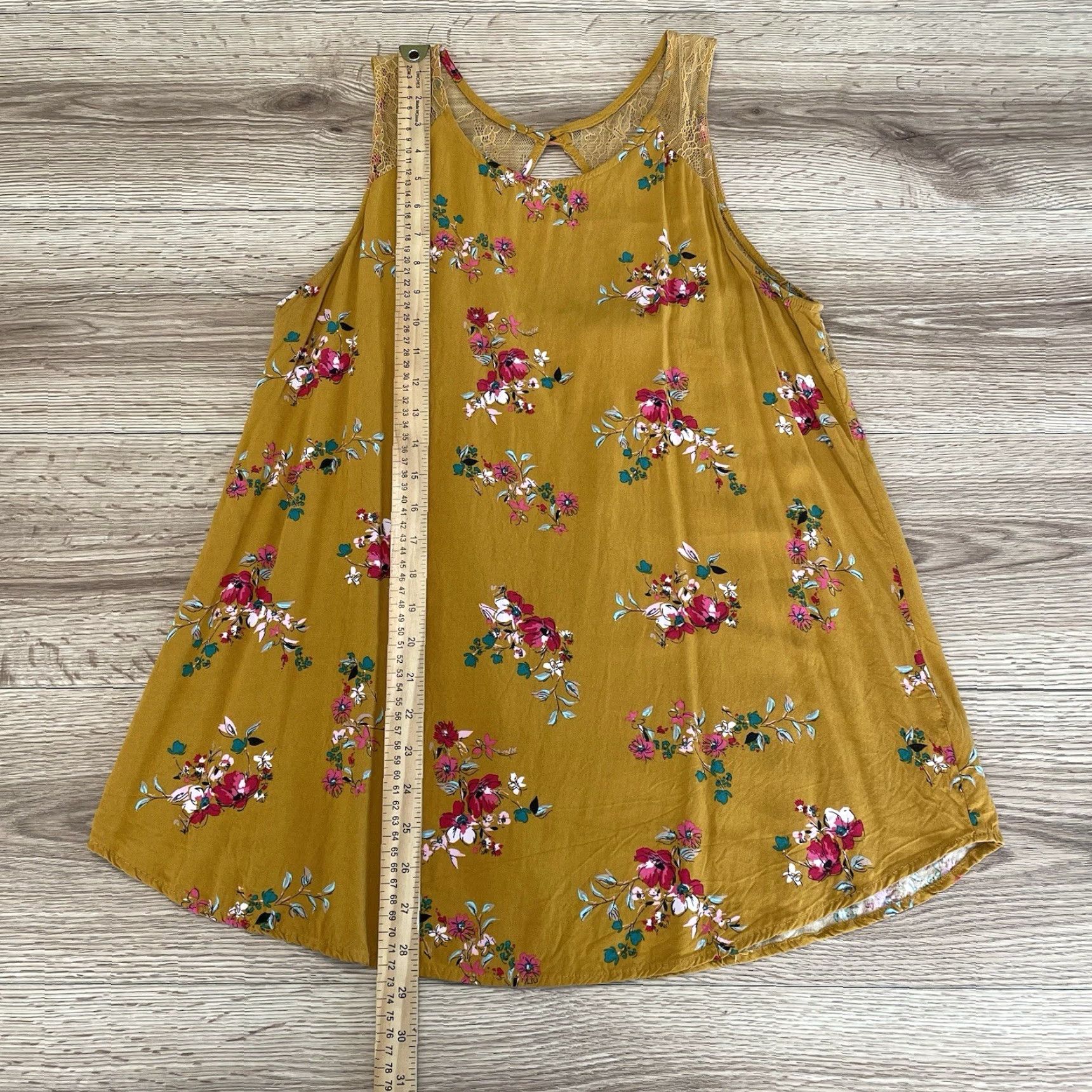 Vintage VINTAGE Gypsies & Moondust Yellow Floral Lace Tank Top Open Back Size Large Womens Size L / US 10 / IT 46 - 2 Thumbnail