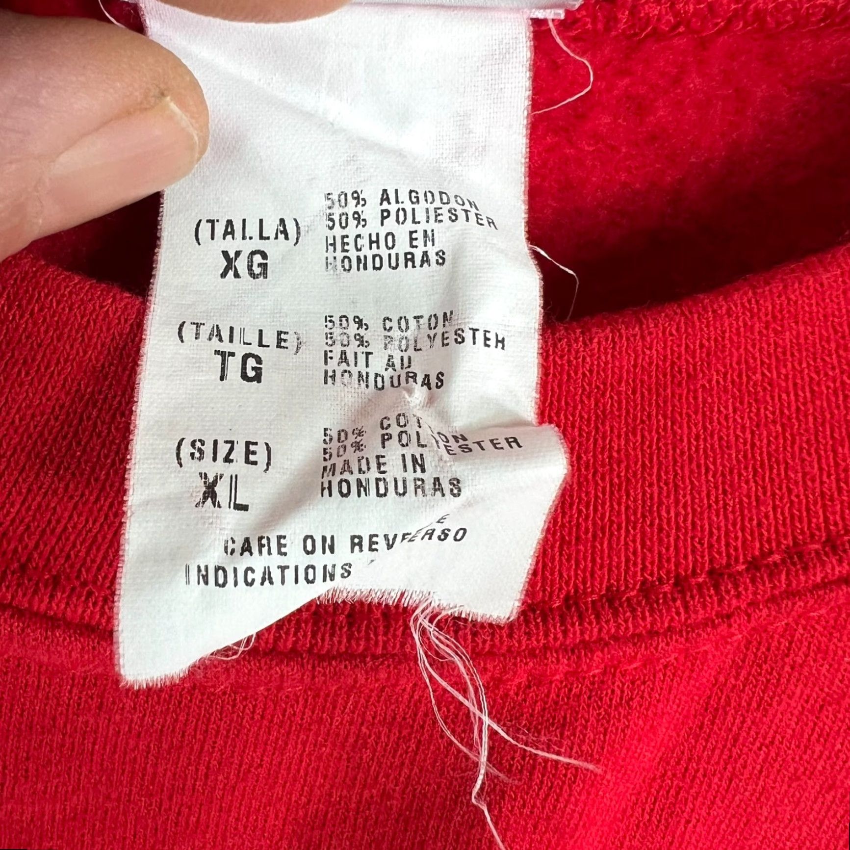 Disney Disney Pooh Bear Mommy Sweatshirt Womens XL Red Embroidered Pullover Long Sleeve Round Neck Raw Hem Size XL / US 12-14 / IT 48-50 - 7 Thumbnail