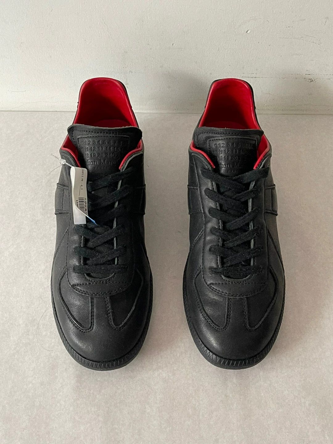 Maison Margiela Maison Margiela Black Leather German Trainer Size US 8 / EU 41 - 1 Thumbnail