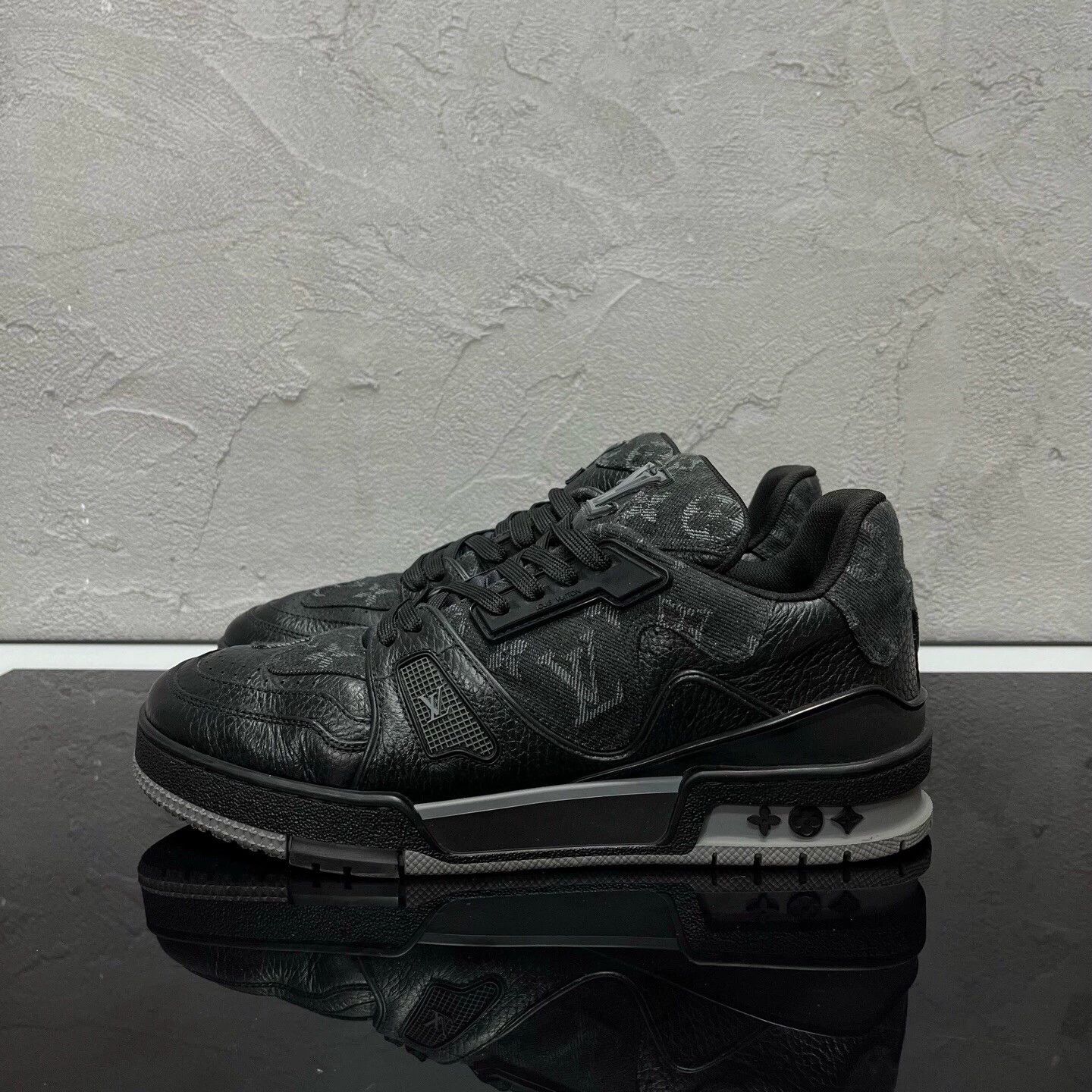 Louis Vuitton Louis Vuitton Nigo collaboration Trainer in black denim Size US 7 / EU 40 - 3 Thumbnail