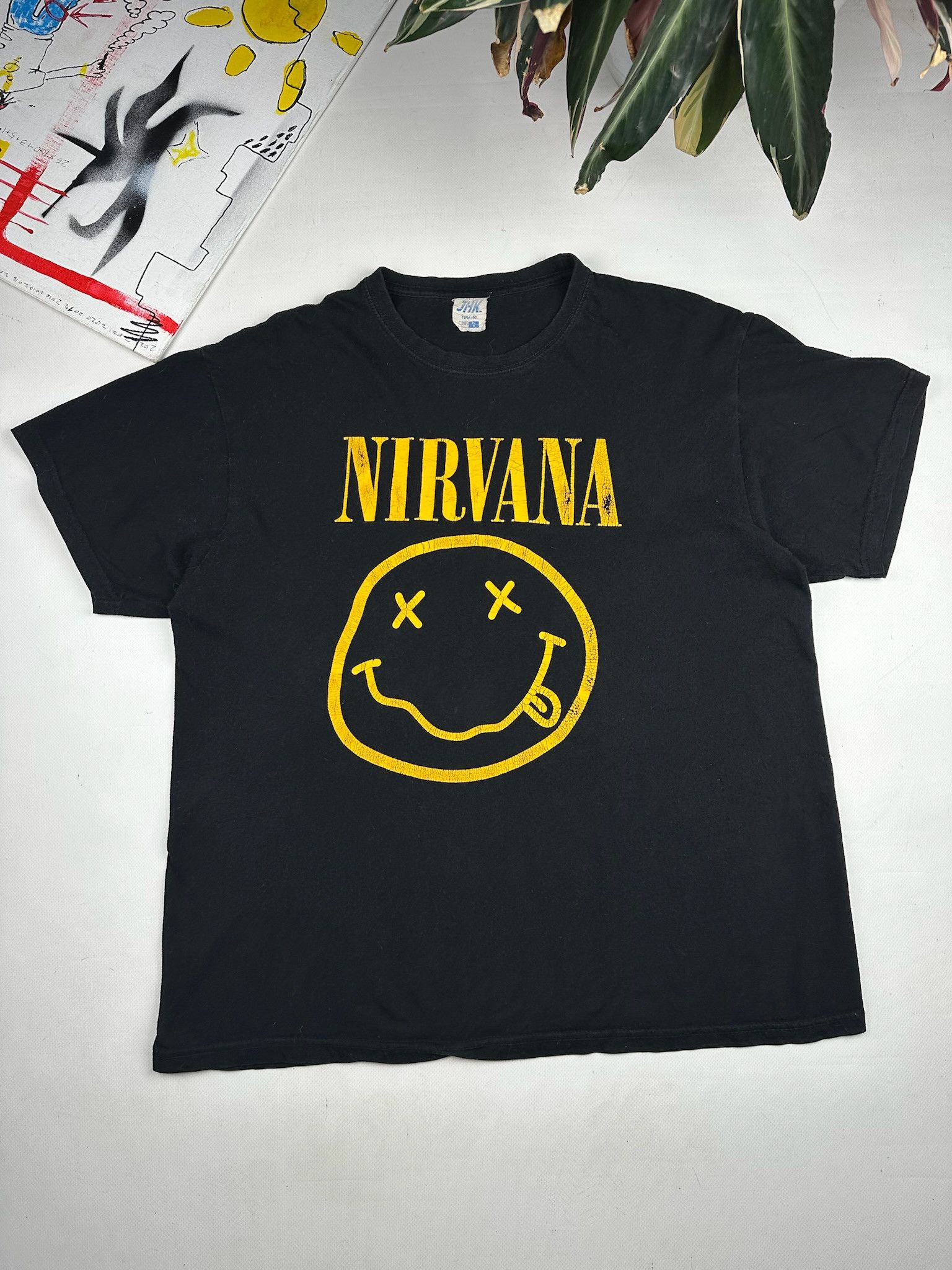 Band Tees Vintage 1992 style t shirt band nirvana smiley face Size US M / EU 48-50 / 2 - 1 Thumbnail