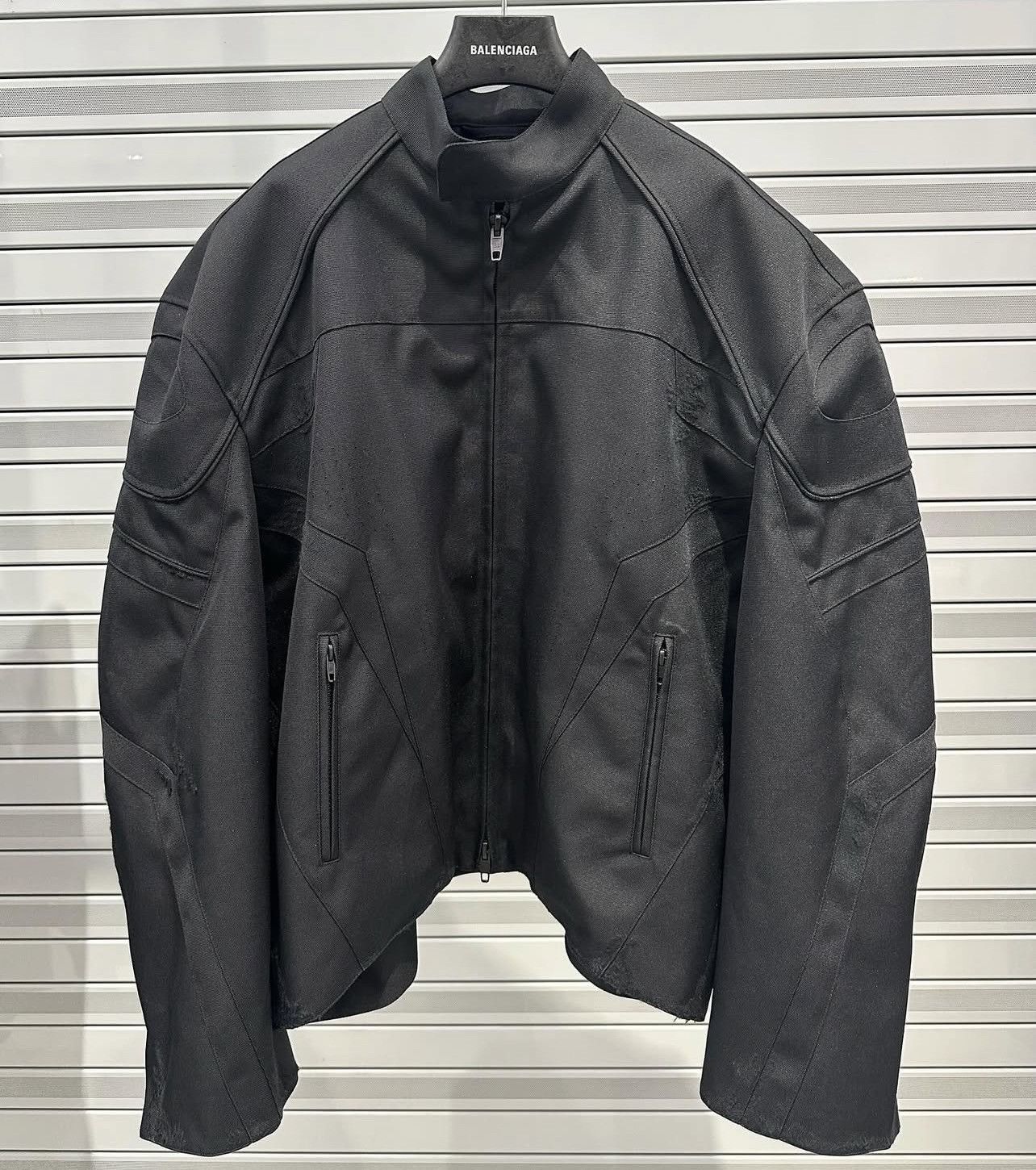Balenciaga Distressed Worn Out Effect Canvas Unity Biker Jacket Size US XL / EU 56 / 4 - 2 Thumbnail