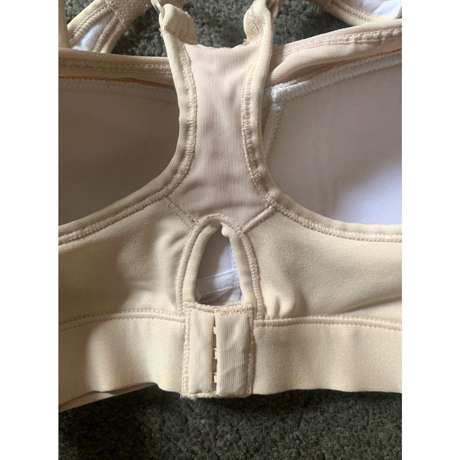 Vintage Bali One Smooth U Bra Duo Dry High Support Taupe 34B Underwire Womens Bras Size ONE SIZE - 4 Thumbnail