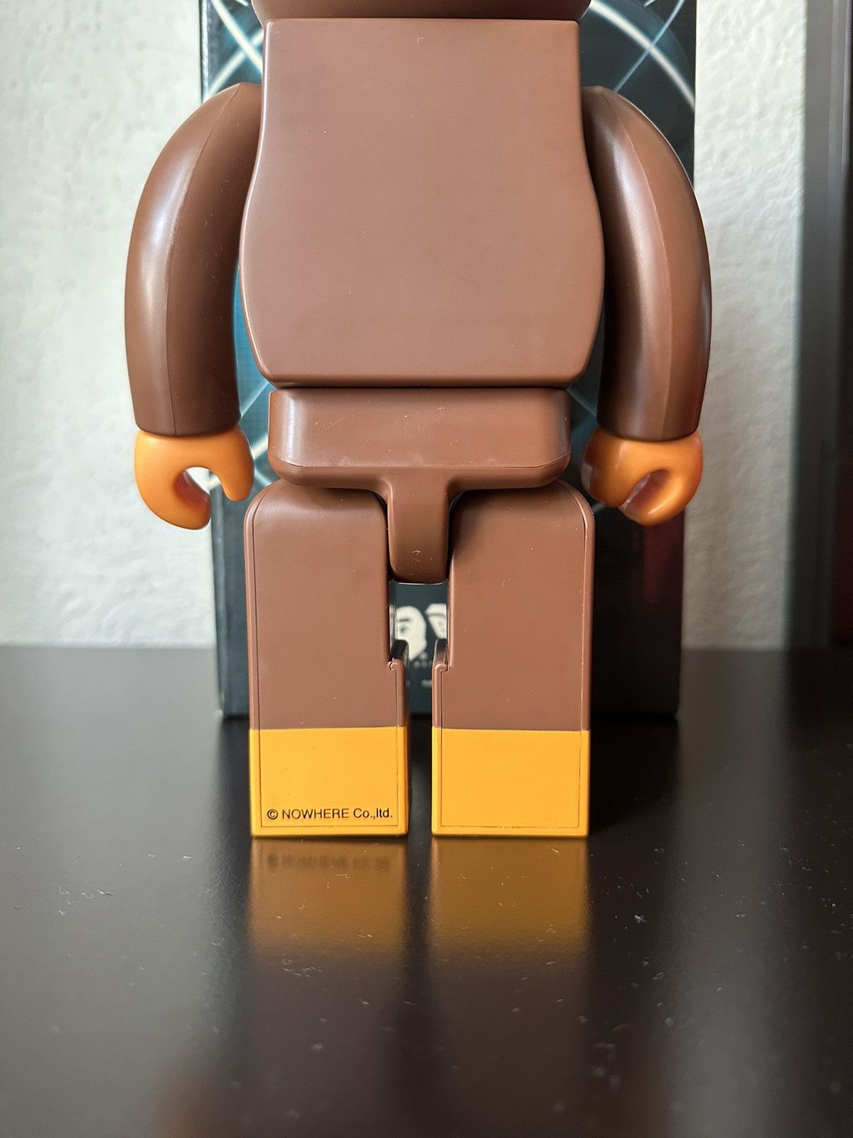 Bape × Medicom Toy Be@rbrick x BAPE Baby Milo Worldwide Tour 2 400% Size ONE SIZE - 7 Thumbnail