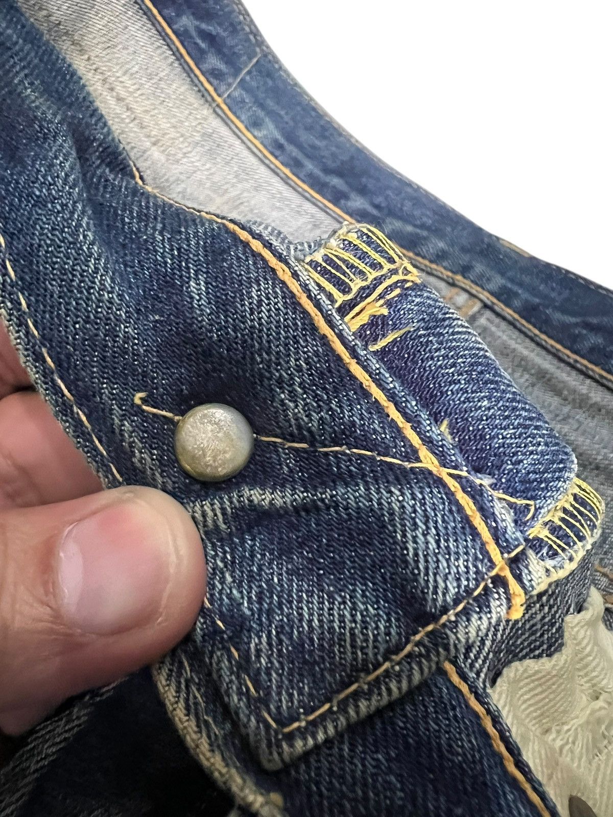 Levi's Vintage Levi’s 501xx Big E Selvedge Distressed Jean Size US 33 - 11 Thumbnail