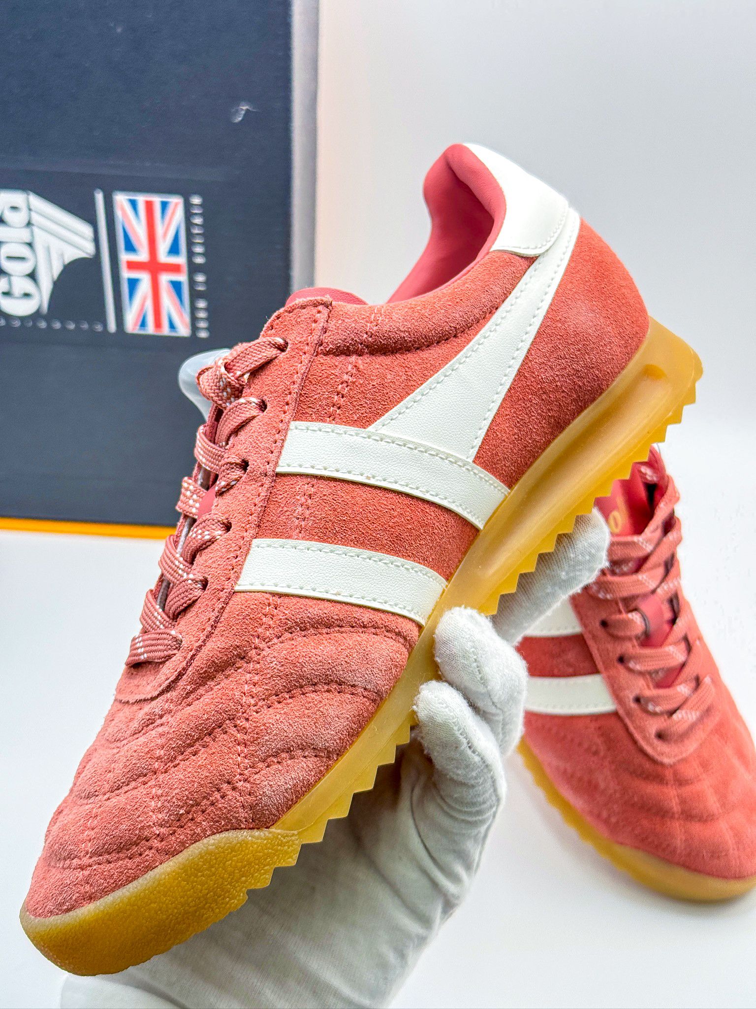 Gola Gola Stadium Suede Clay Off White Sneakers Size US 5 / IT 35 - 4 Thumbnail