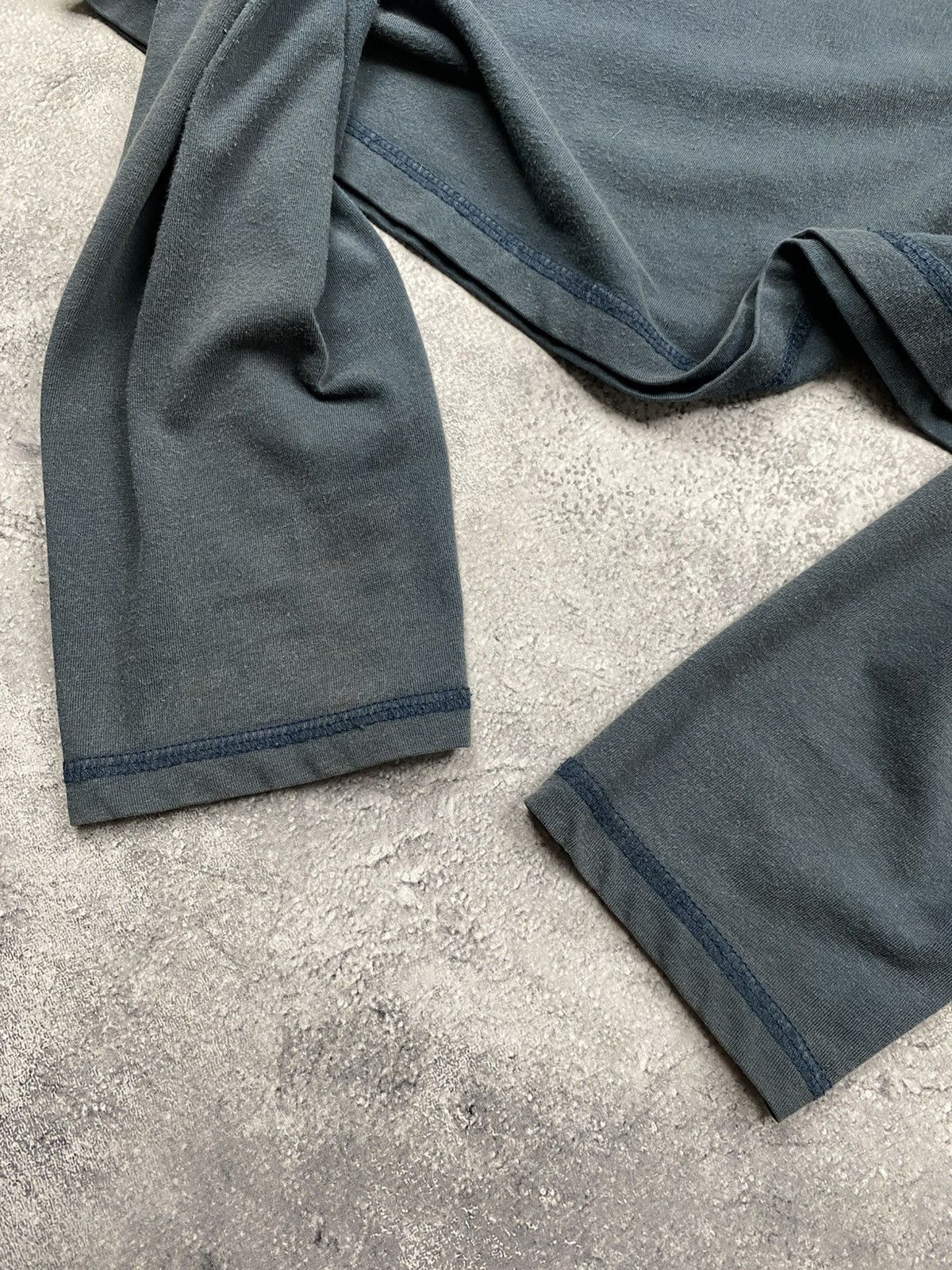 Carhartt Vintage Carhartt Longsleeve Blue Force Faded T-Shirt Tee Size US L / EU 52-54 / 3 - 8 Thumbnail