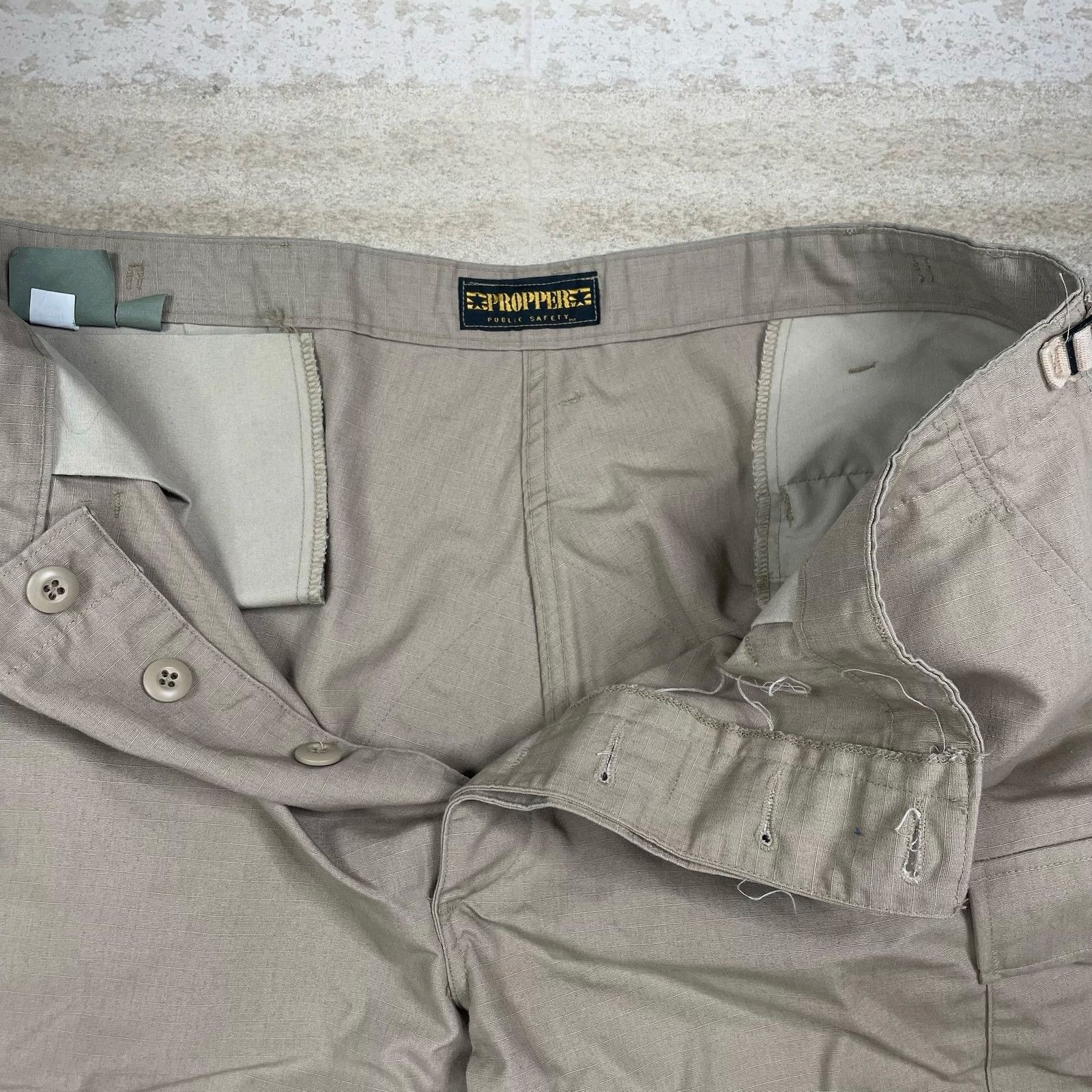 Propper Vintage 90s Propper Tactical Pants 40x30 Baggy Tan Cargos Size US 40 / EU 56 - 5 Thumbnail
