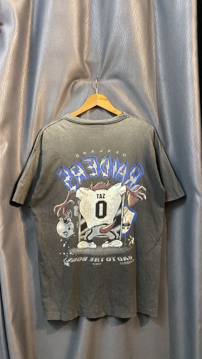 NFL Sick Distress Vintage 95 Raiders X Taz Mania Distress Tshirt Size US L / EU 52-54 / 3 - 9 Thumbnail