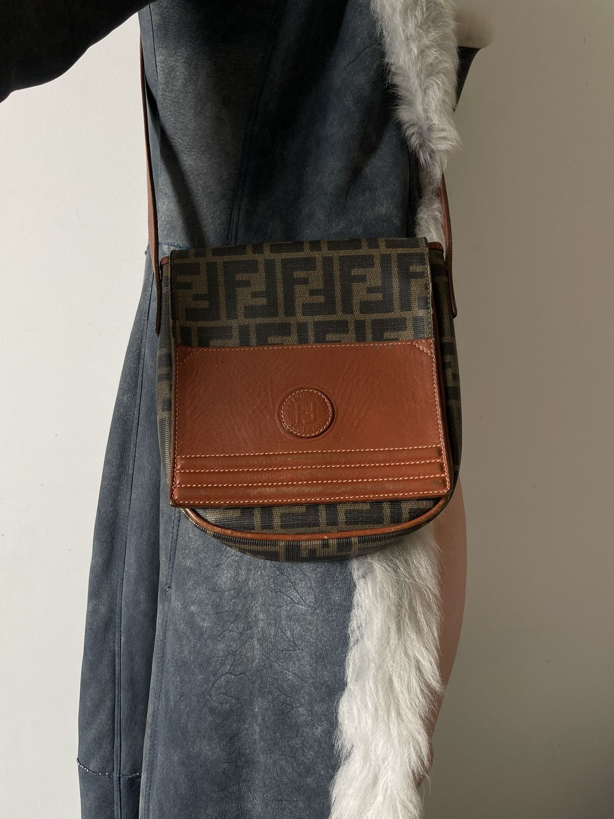 Fendi rare vintage Fendi monogram shoulder bag Size ONE SIZE - 1 Thumbnail