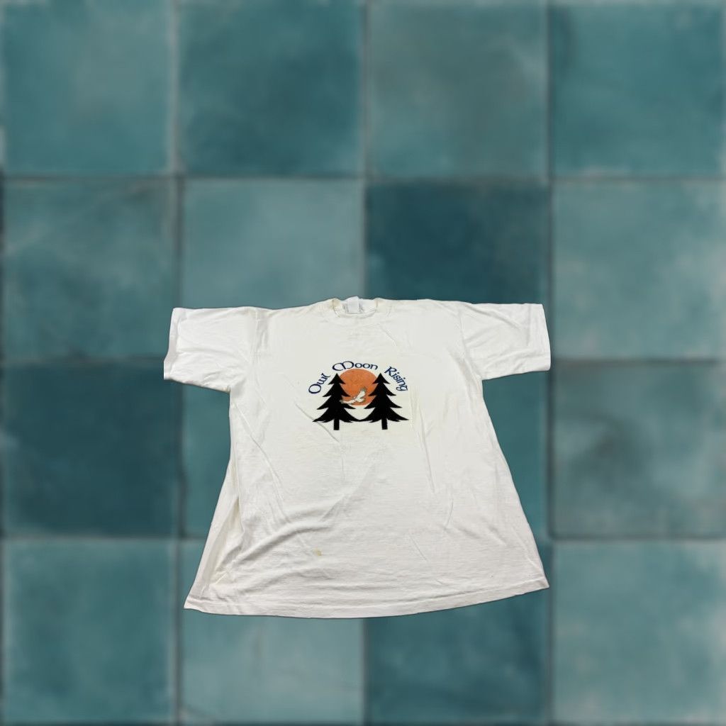 Vintage VINTAGE Vuarnet Shirt Mens XL Ivory Owl Moon Rising Graphic Tee Made USA 90s Mens Size US XL / EU 56 / 4 - 1 Thumbnail