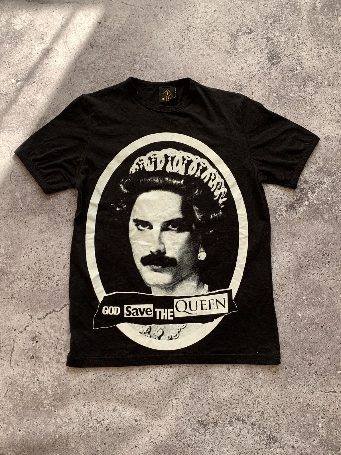 Band Tees 🔥VINTAGE QUEEN FREDDIE MERCURY GOD SAVE THE QUEEN T-SHIRT Size US XS / EU 42 / 0 - 1 Thumbnail