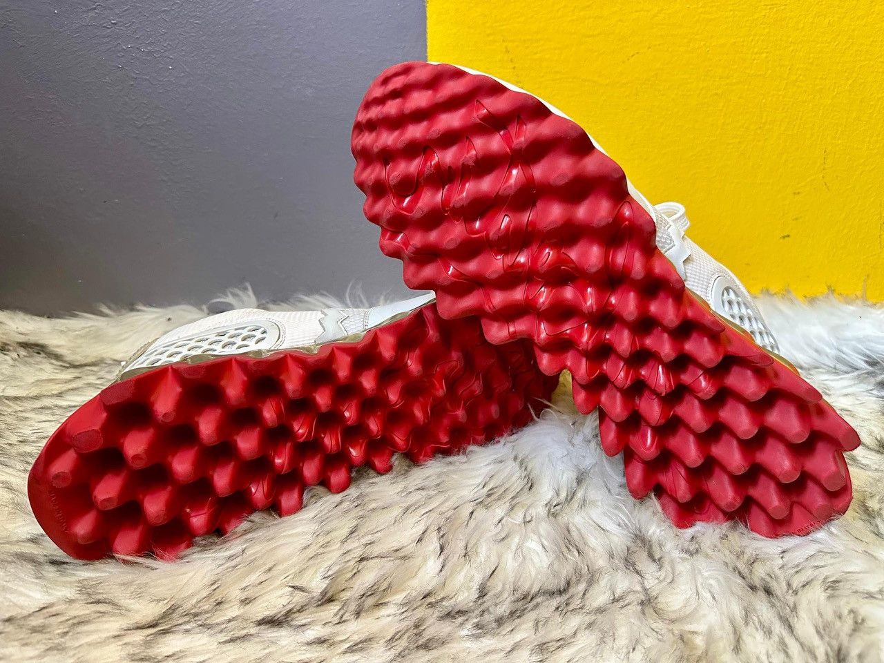 Christian Louboutin Authentic Christian Loboutin Loubishark Bianco Sneakers Size US 10 / EU 43 - 3 Thumbnail