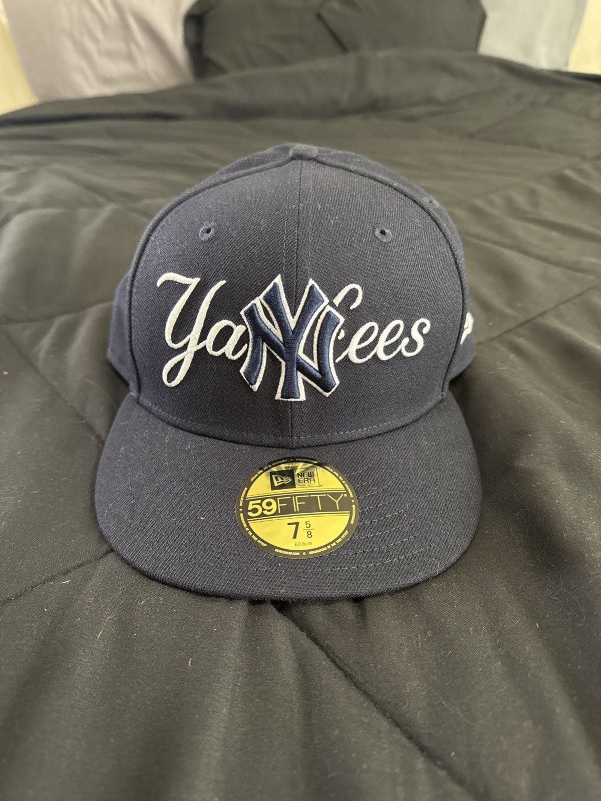 Other DARK BLUE YANKEES NEW ARA 7 5/8 fitted Size ONE SIZE - 1 Thumbnail